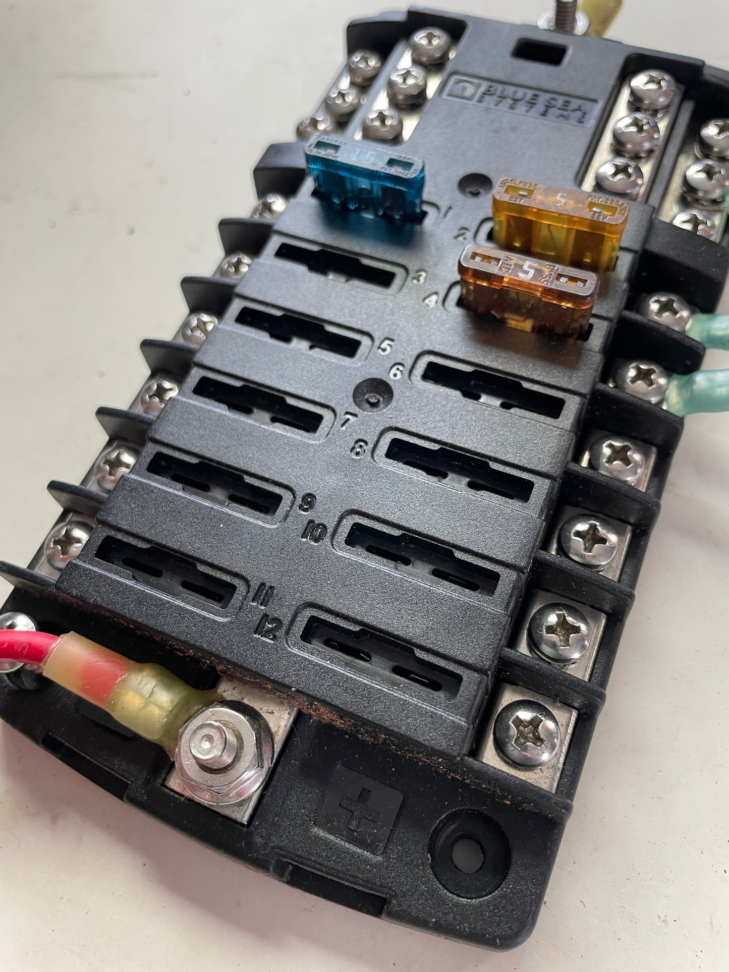 Blue Sea Systems 12 Fuse Terminal Buss