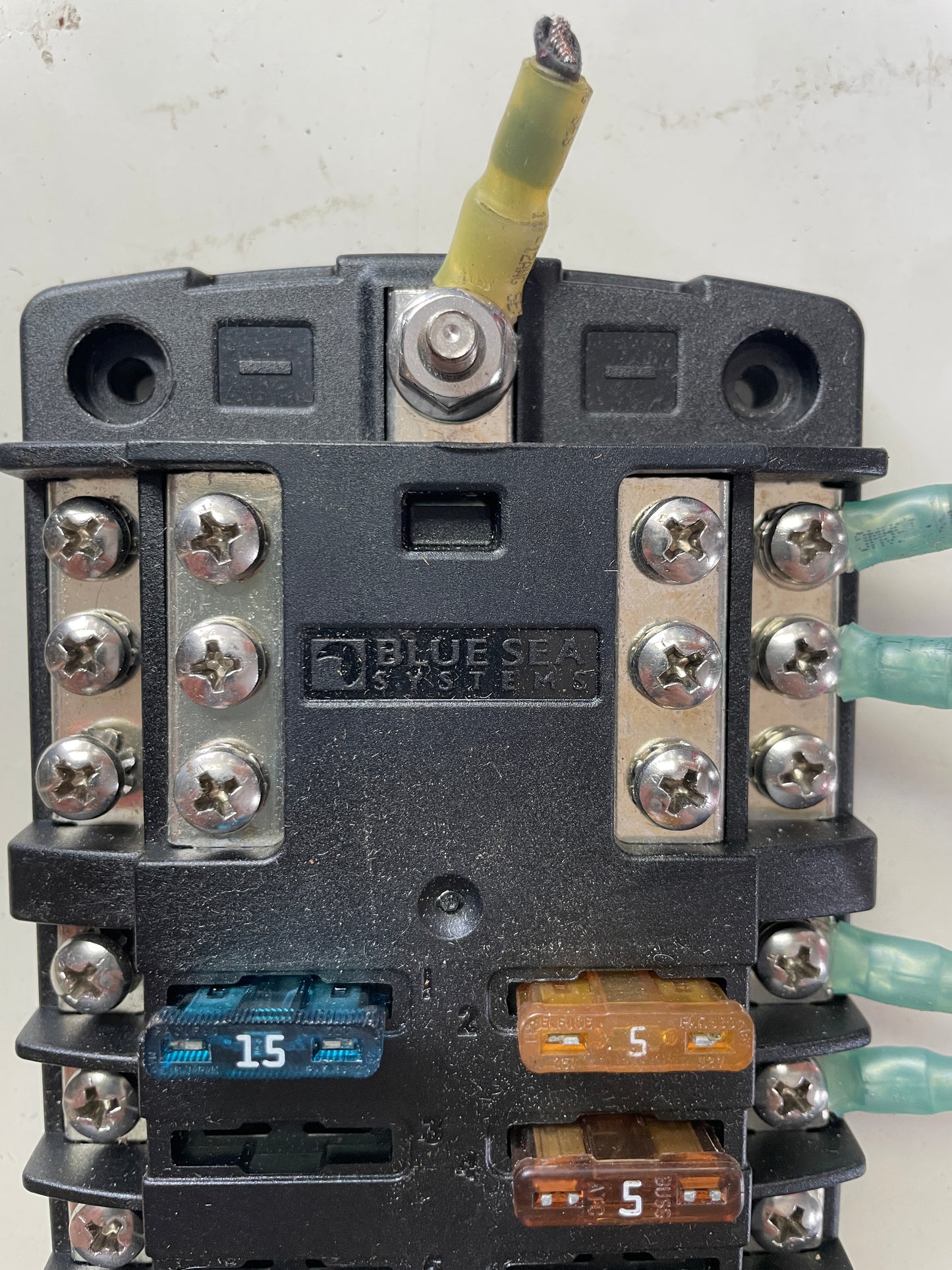 Blue Sea Systems 12 Fuse Terminal Buss