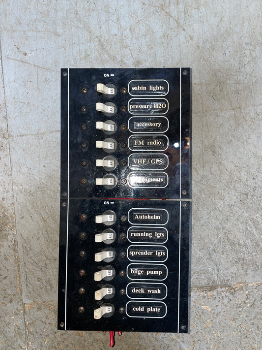12 Switch DC Panel OFF Beneteau 285 First