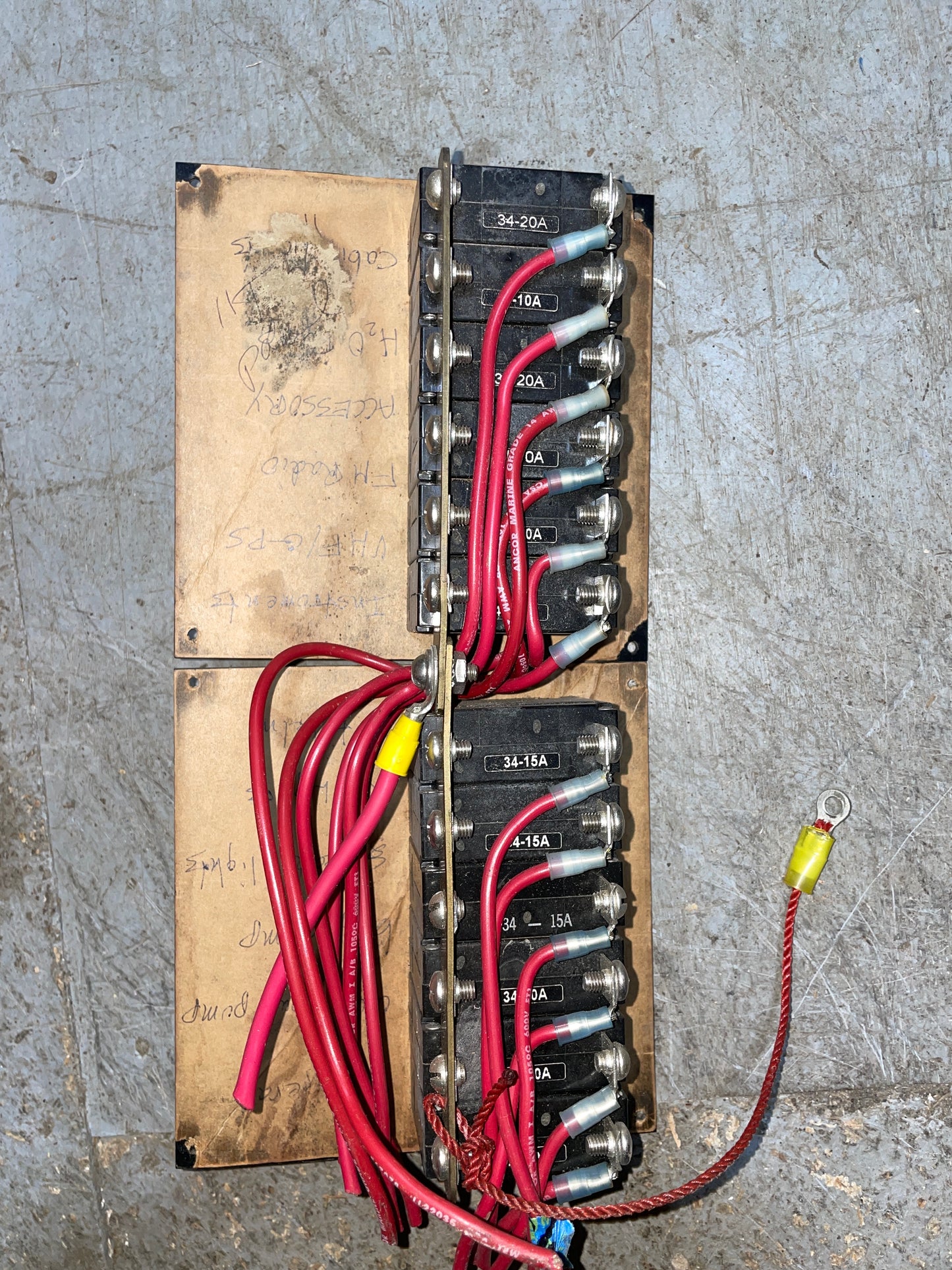 12 Switch DC Panel OFF Beneteau 285 First