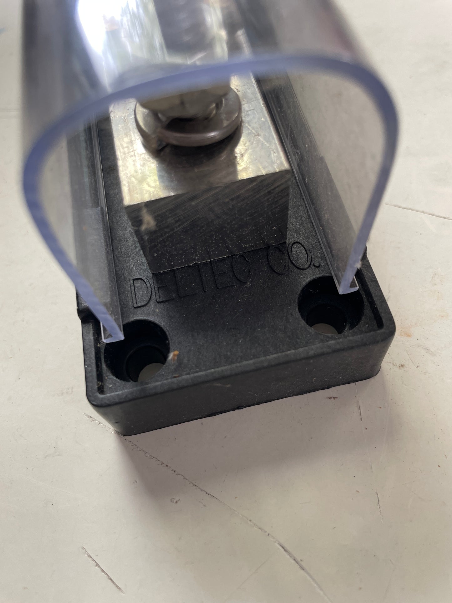 DELTEC CO. 4 Buss Terminal With Little-fuse JLLN500 Fuse