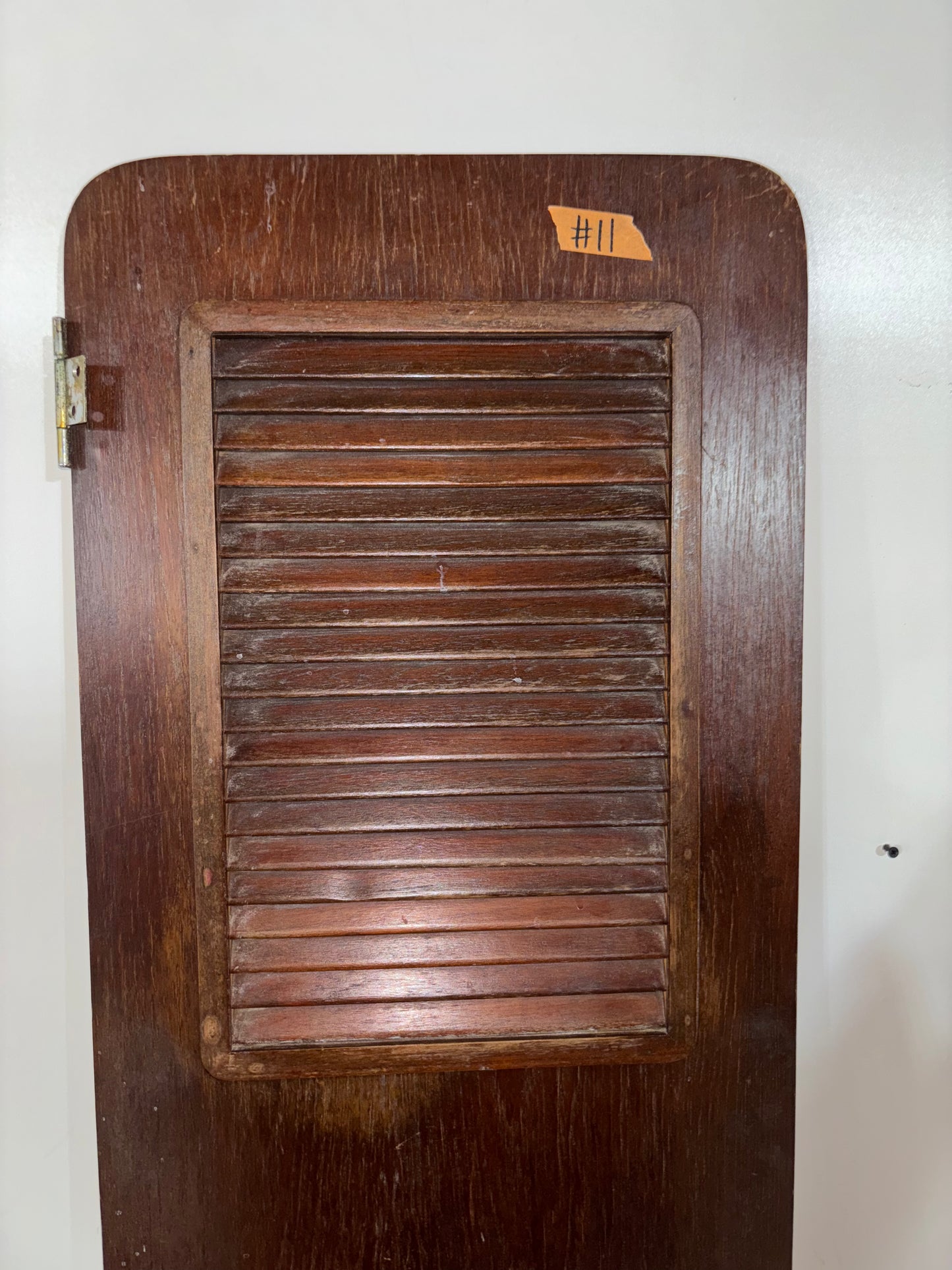 C&C 43 Interior Louvered Interior Door - 65.5" x 18" x 3/4" -- #11