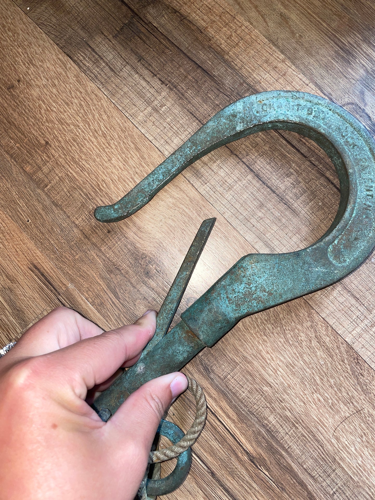 Solid Bronze Grabit 8 Hook - 2 1/2” Width