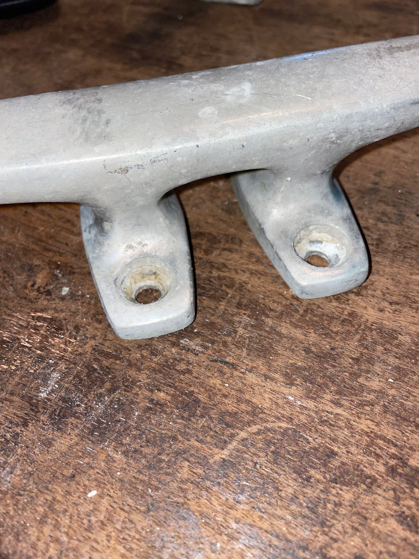 9” Aluminum Marinium Cleat- 4 Bolt