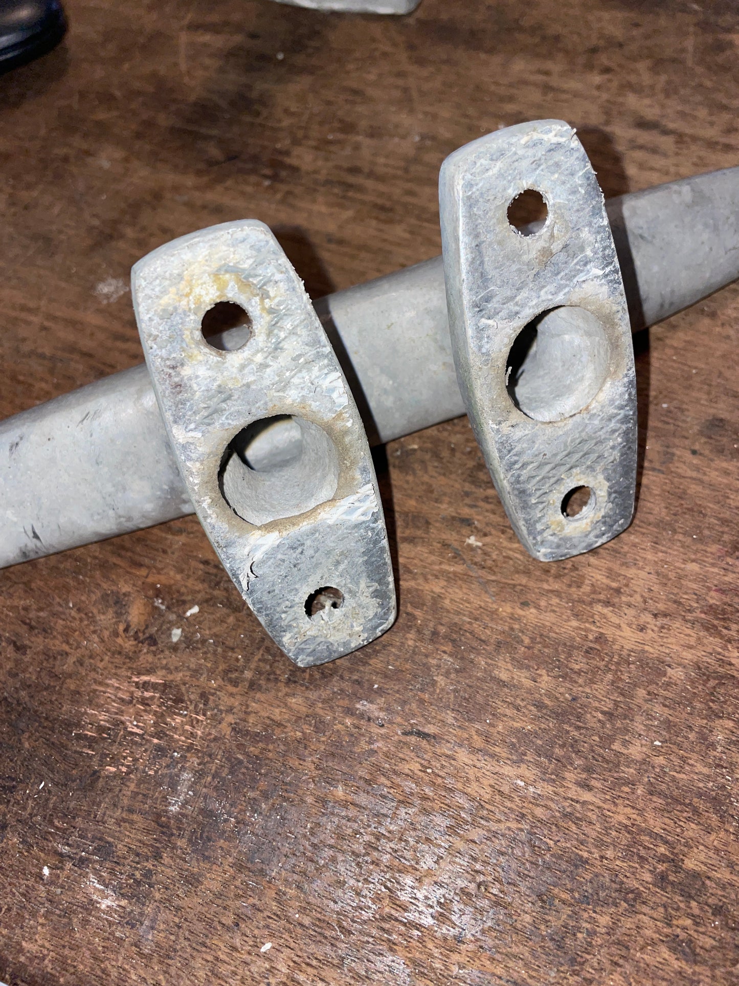 8” Aluminum Marinium Cleat- 4 Bolt