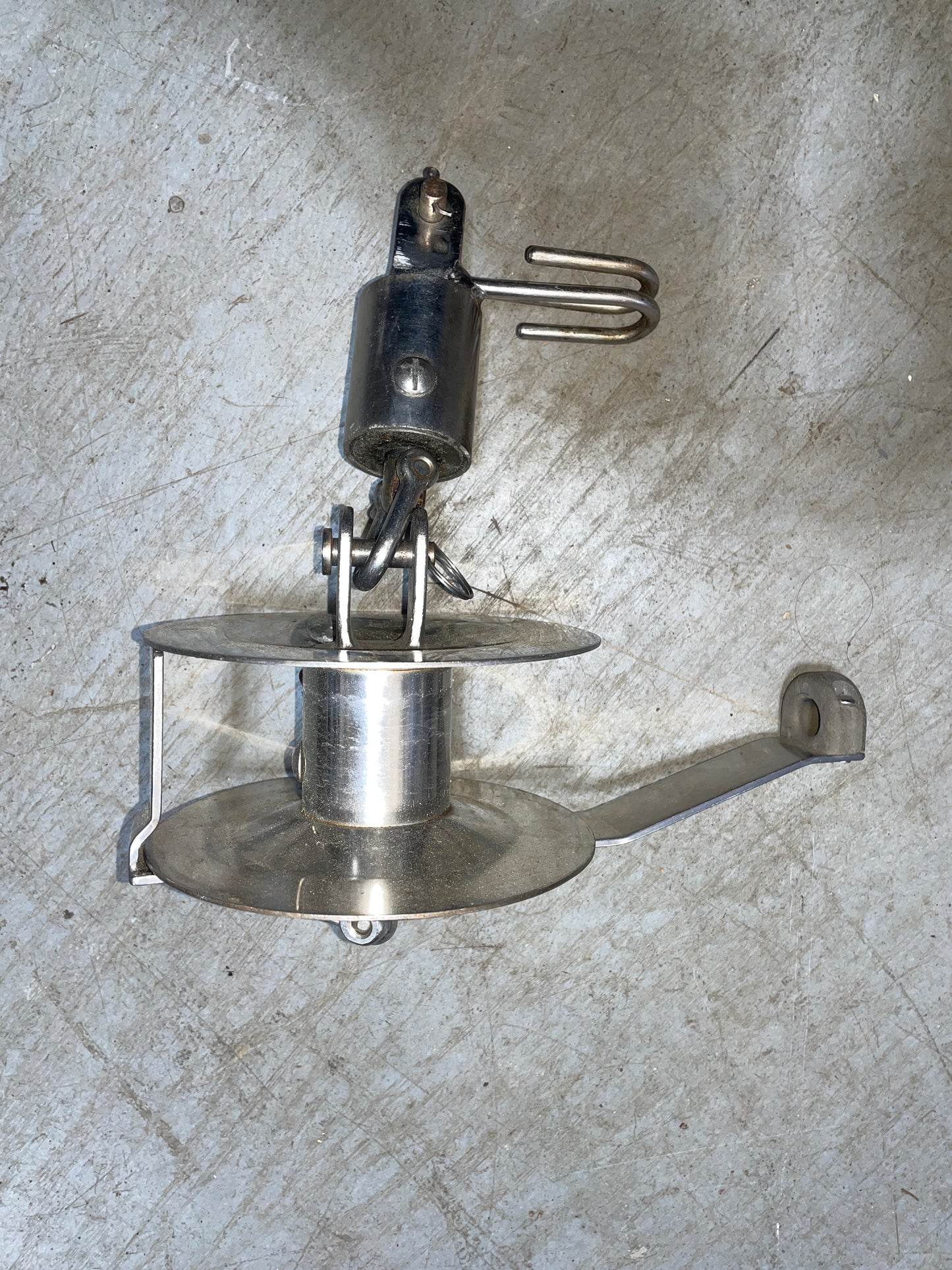 Schaefer 6” Stainless Steel Roller Furling/Furler Drum With Gooseneck - OFF IRWIN 10/4