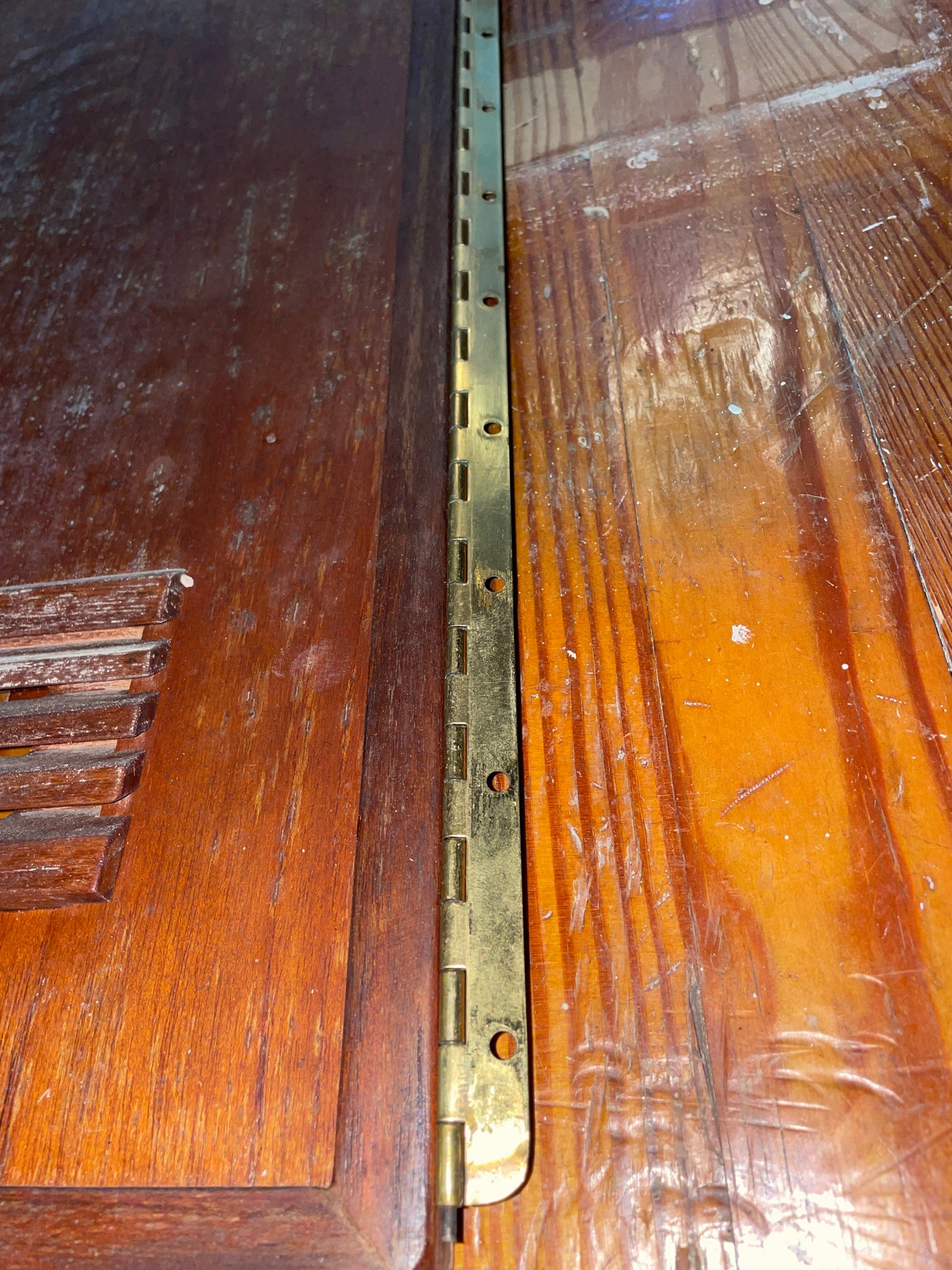 Interior Door Off Sabre 42- 28 1/2” L x 14 3/8” W x 3/4” Thick #162