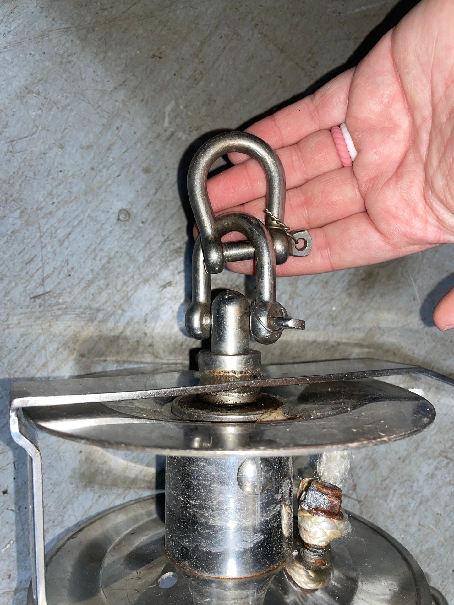 Schaefer 6” Stainless Steel Roller Furling/Furler Drum With Gooseneck - OFF IRWIN 10/4