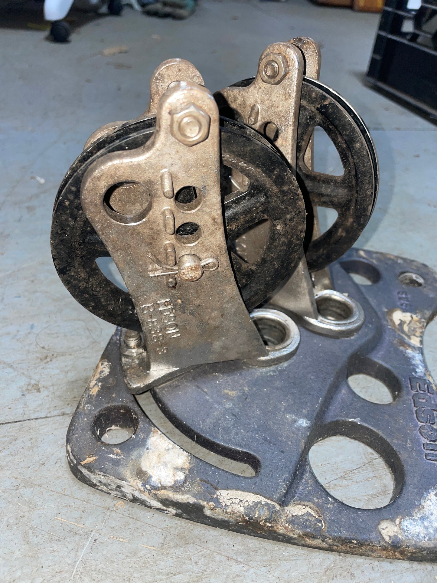 Edson 4” Aluminum A-2397 Steering Pulley System