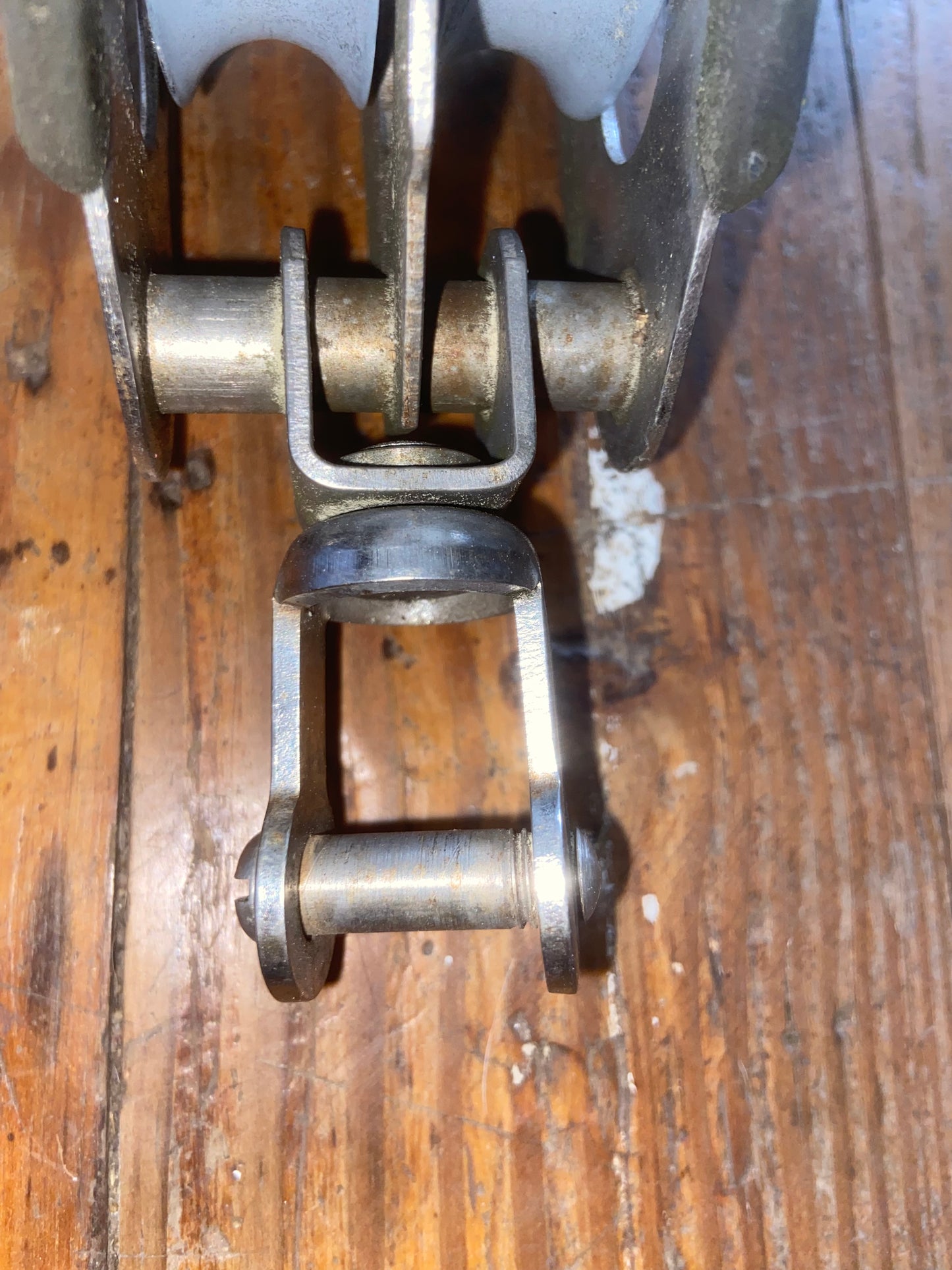 Fico Double Swivel Block 2 1/2” Sheaves- 9/16” Line