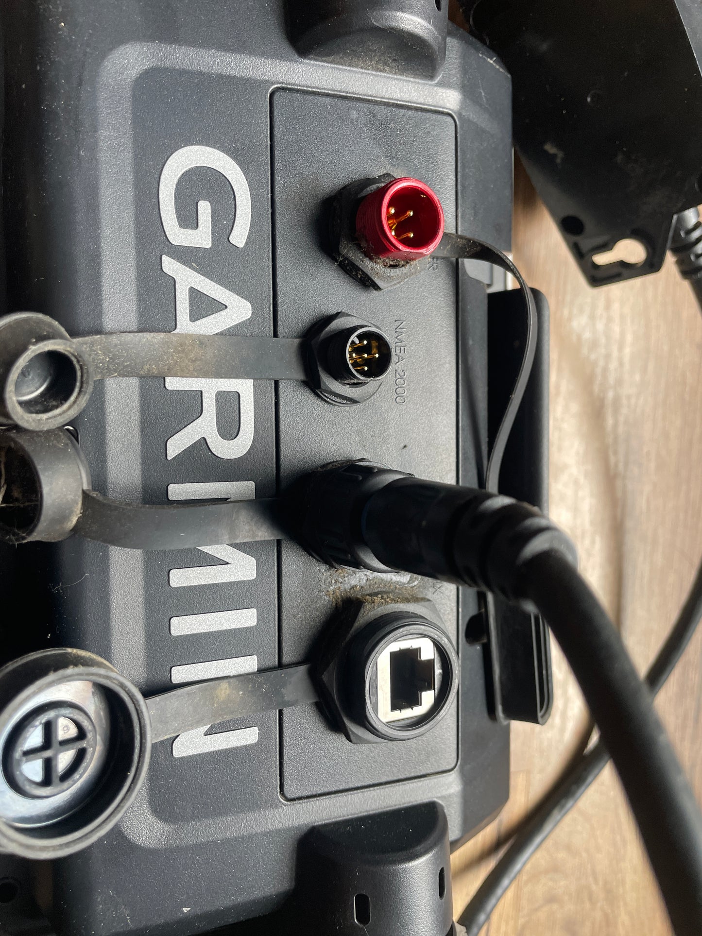 Garmin Echomap 70/90 Series GPS With Connector & Manual