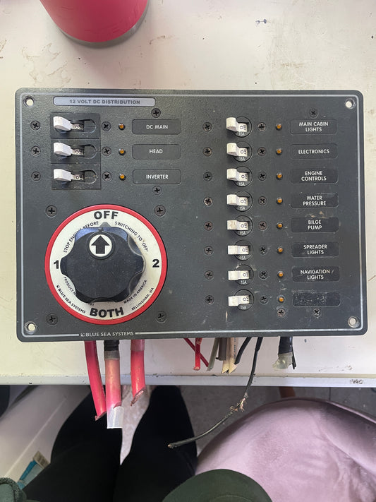 Blue Sea Systems 11 Switch 12VDC Panel & Battery Switch OFF IRWIN 10/4