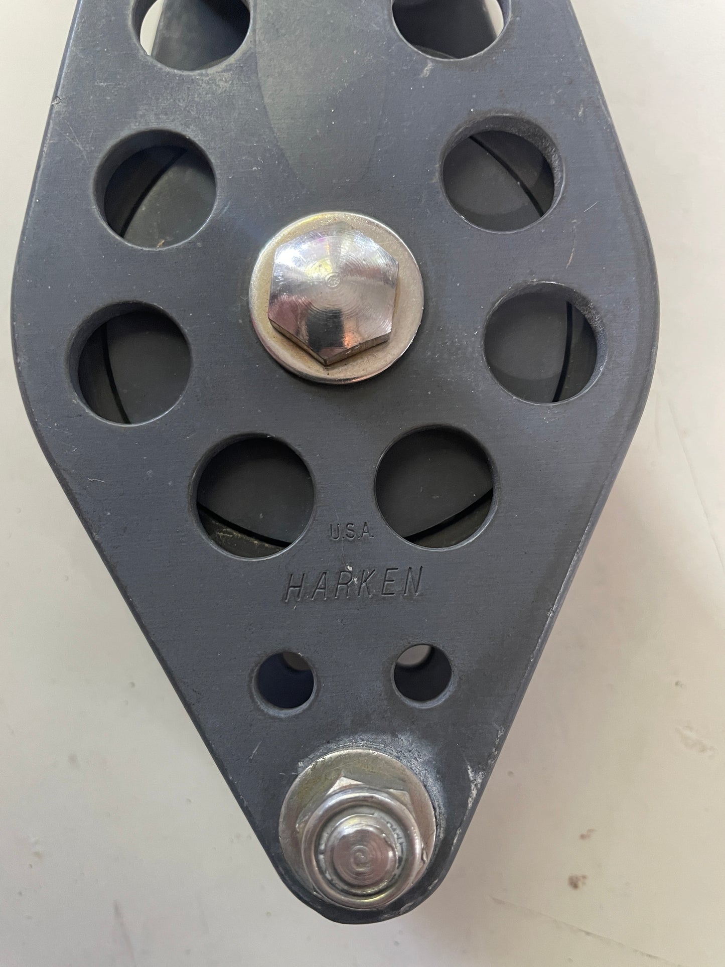 Harken Big Boat Single 3” Sheaved Swivel Block With Shackle - 9/16” Line