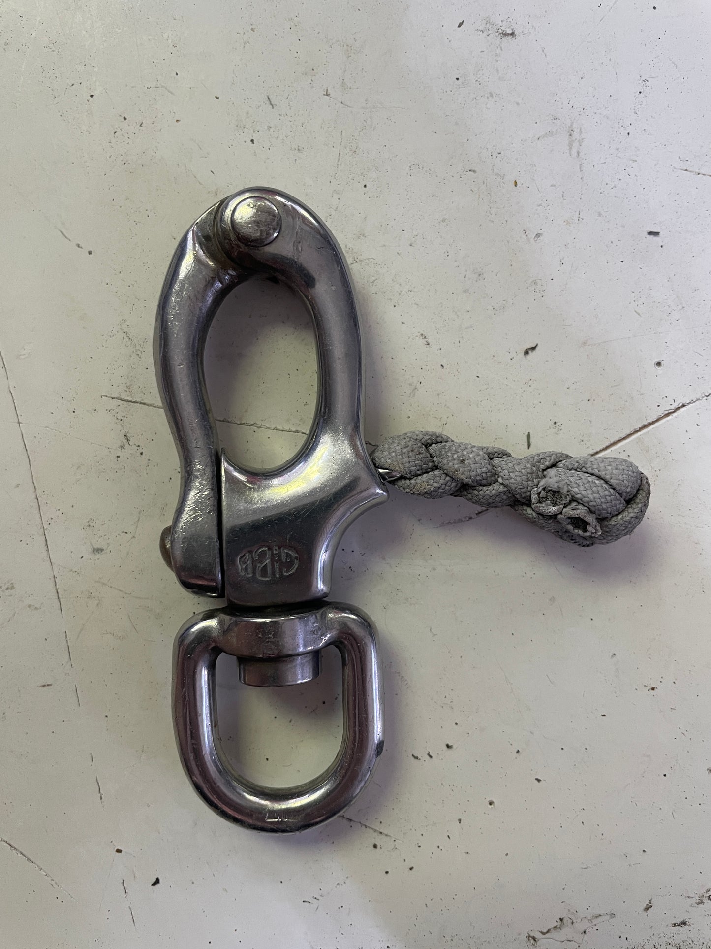 Stainless Steel Gibb Swivel Bail Shackle 11/16” Bail