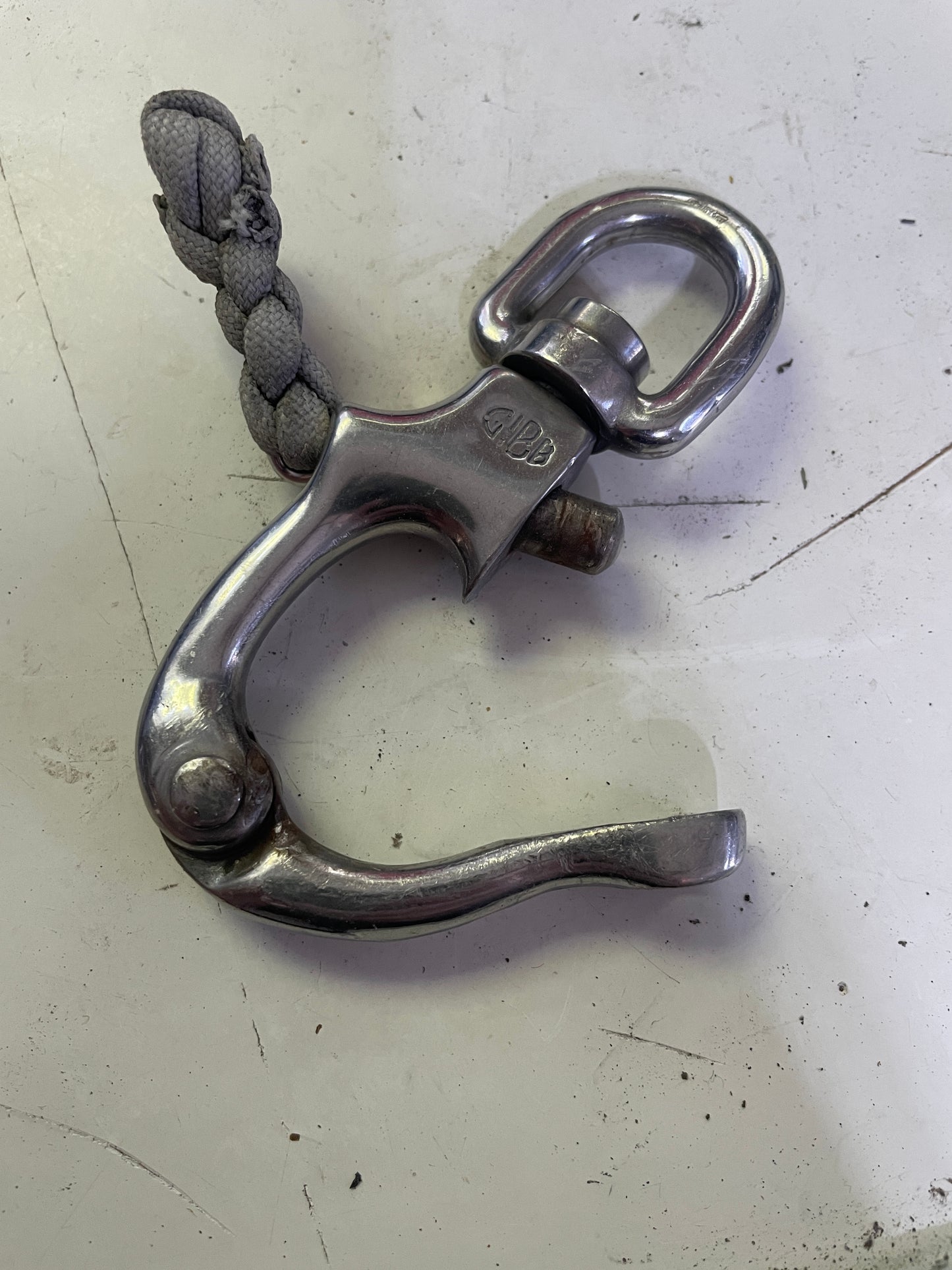 Stainless Steel Gibb Swivel Bail Shackle 11/16” Bail