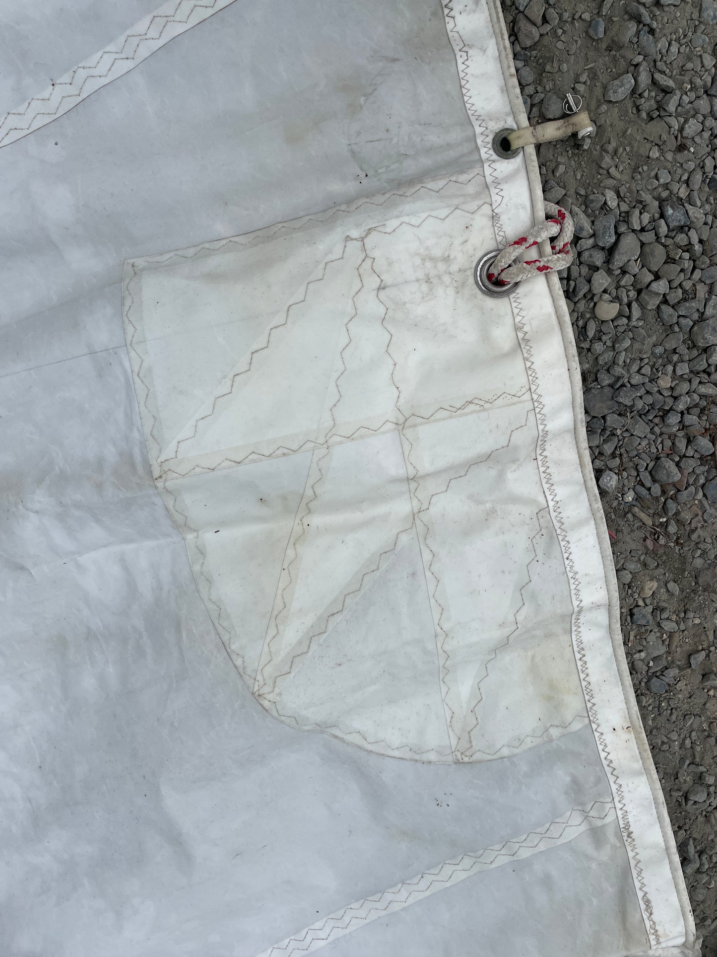Main Sail- 39’3” x 36’6” x 14’1”