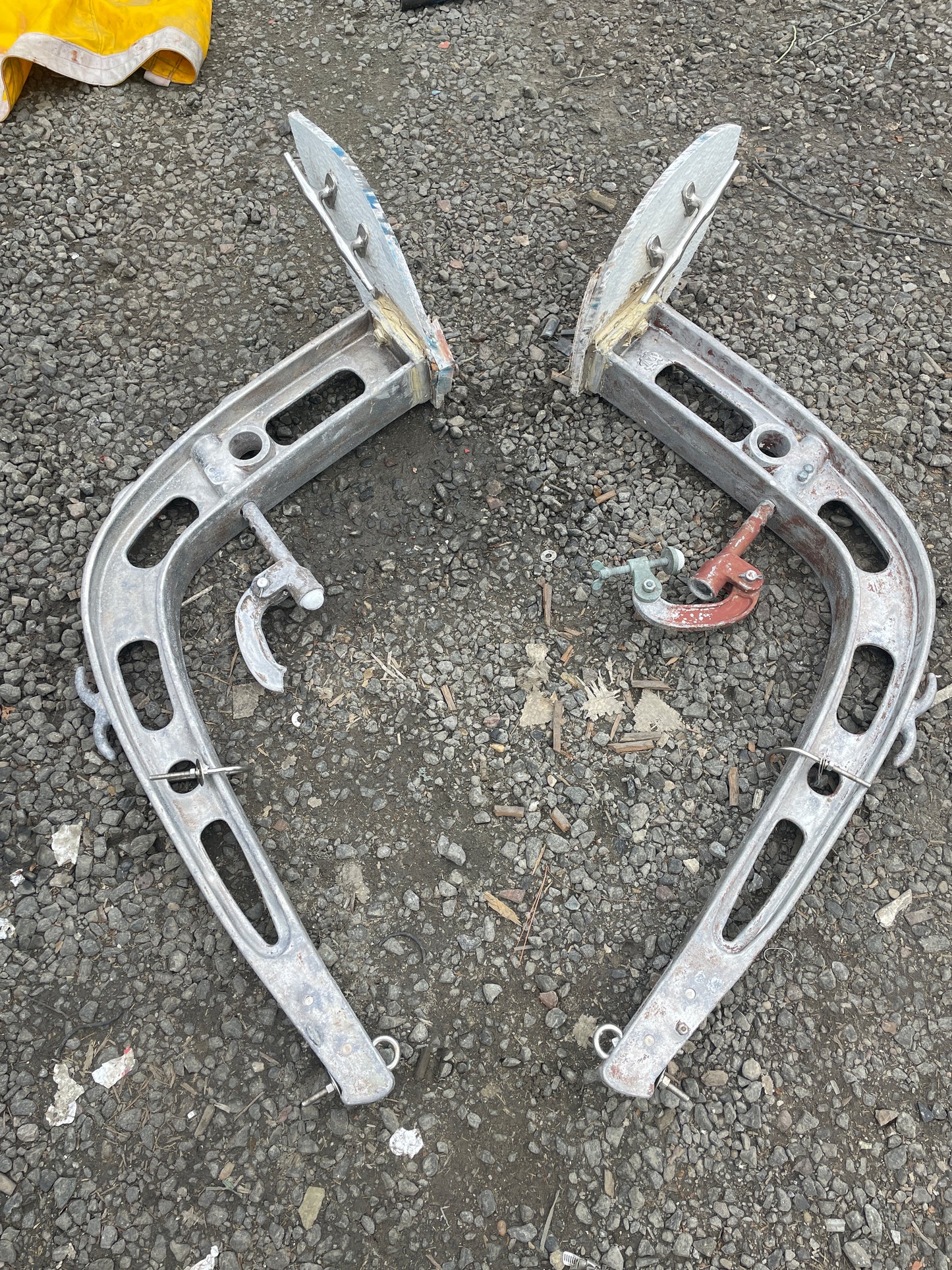 PAIR Of Aluminum Dinghy Davits Off Morgan 415 Out Island
