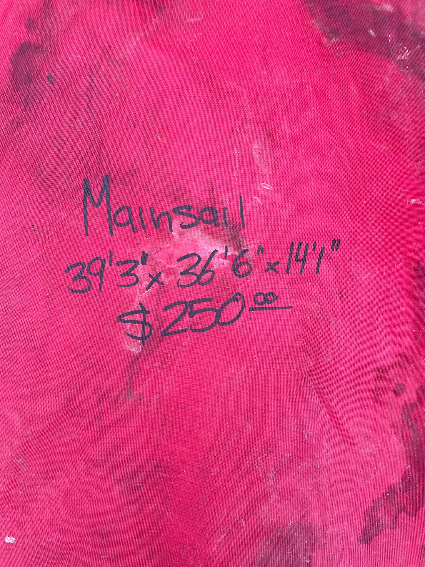 Main Sail- 39’3” x 36’6” x 14’1”