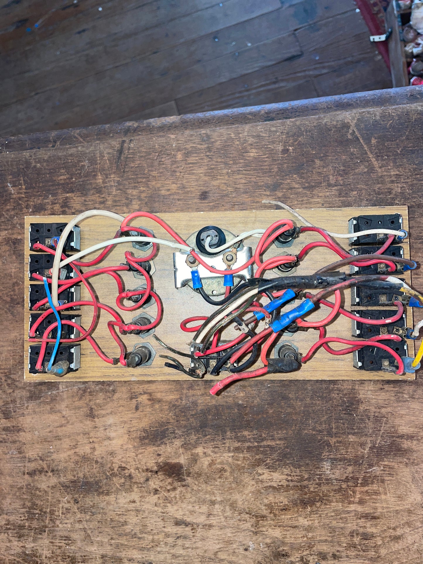 Seafarer Yachts 10 Switch Panel