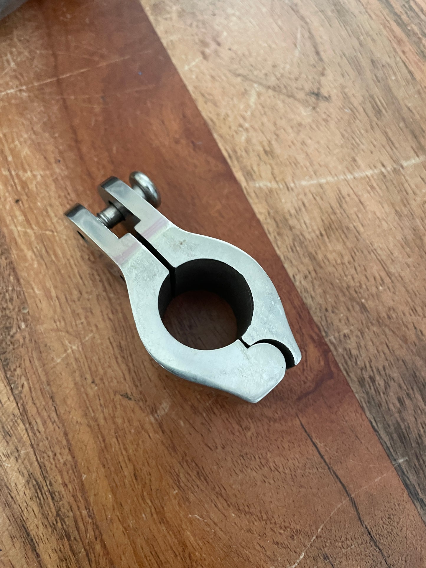 Stainless Steel Hinged Hardware - 3/4”