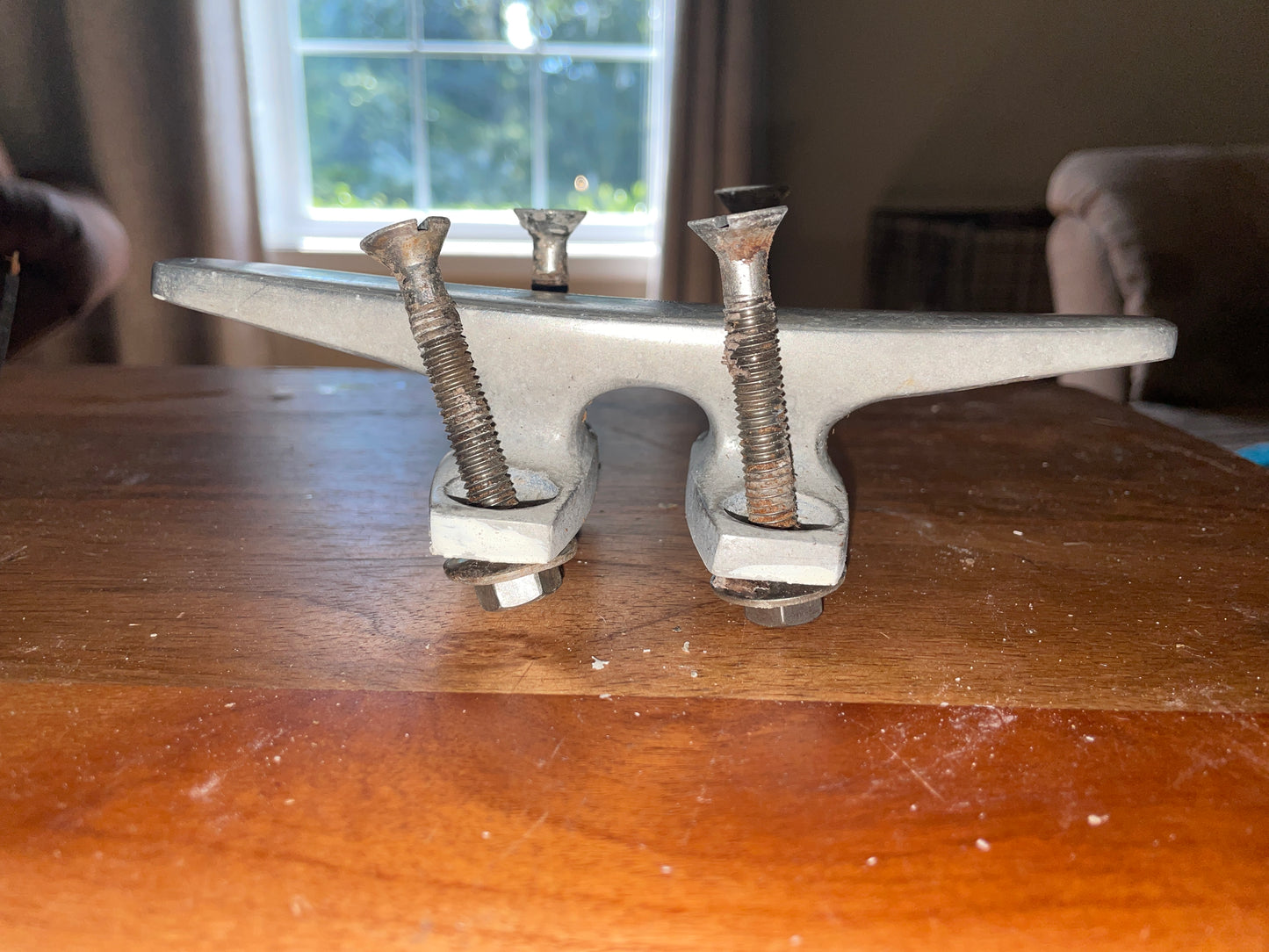 7” Marinium Aluminum Cleat With Hardware