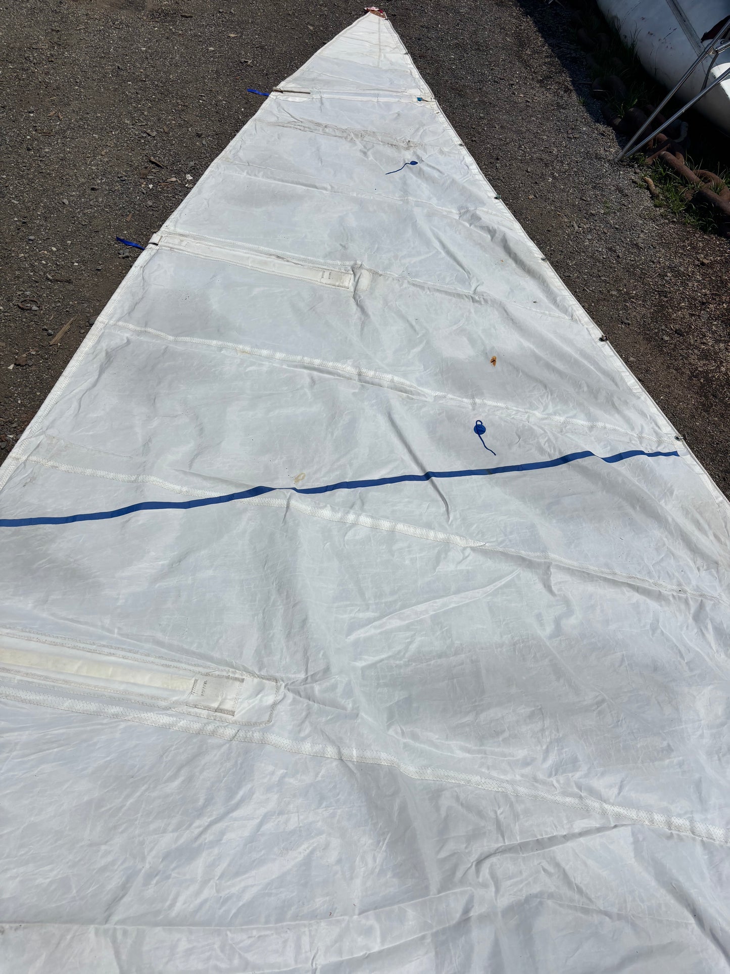 26’ Luff x 28’3” Leech x 11’6” Foot Mainsail