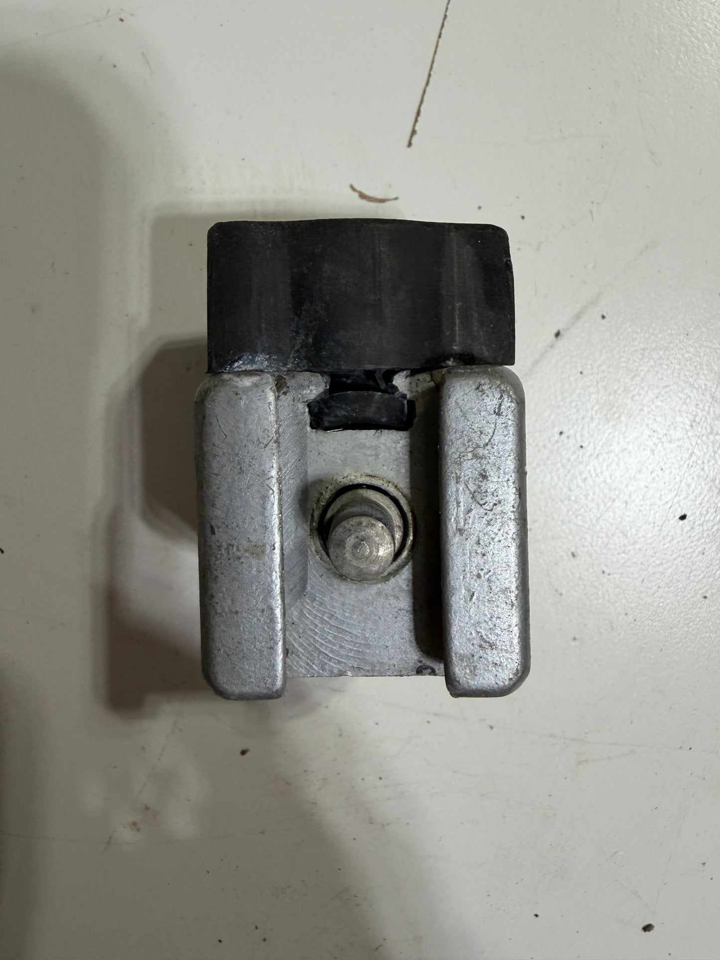 Pull Top 7/8" Track End