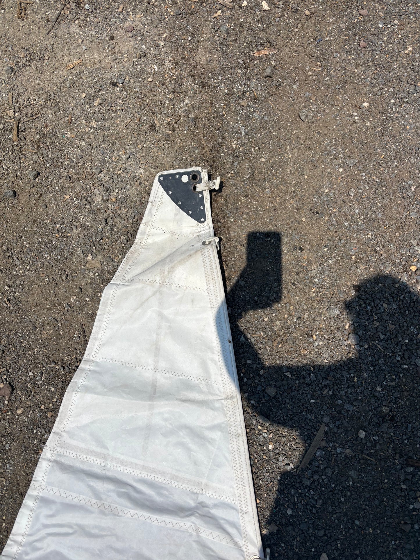 23’10” Luff x 25’3” Leech x 9’2” Foot Mainsail