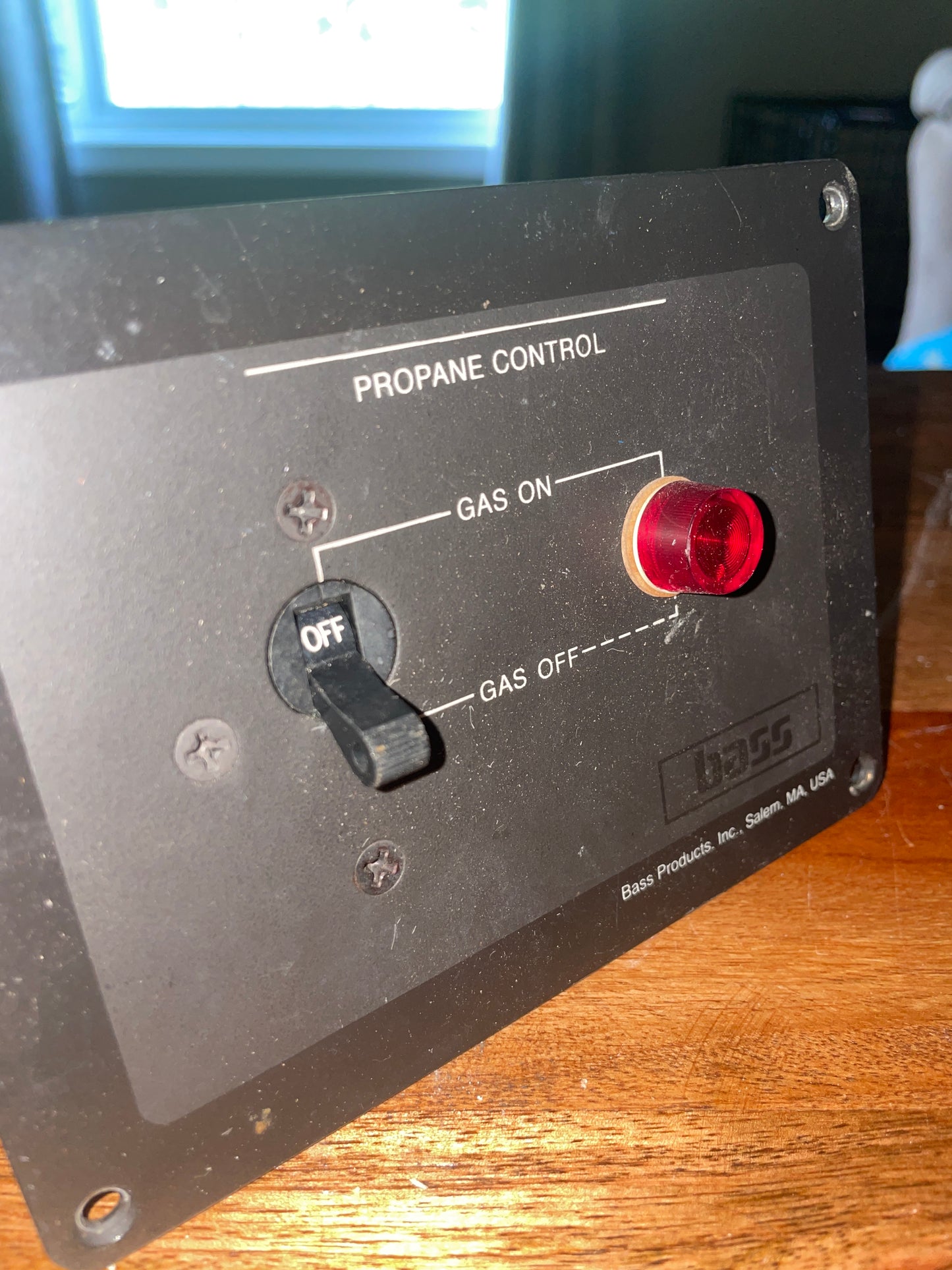 BASS Products Propane Control Switch MODEL 90-2122