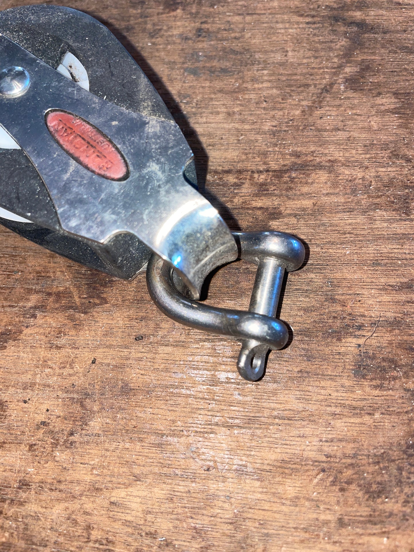 Ronstan 2” Single Block With 1/2” Line Diameter & Shackle