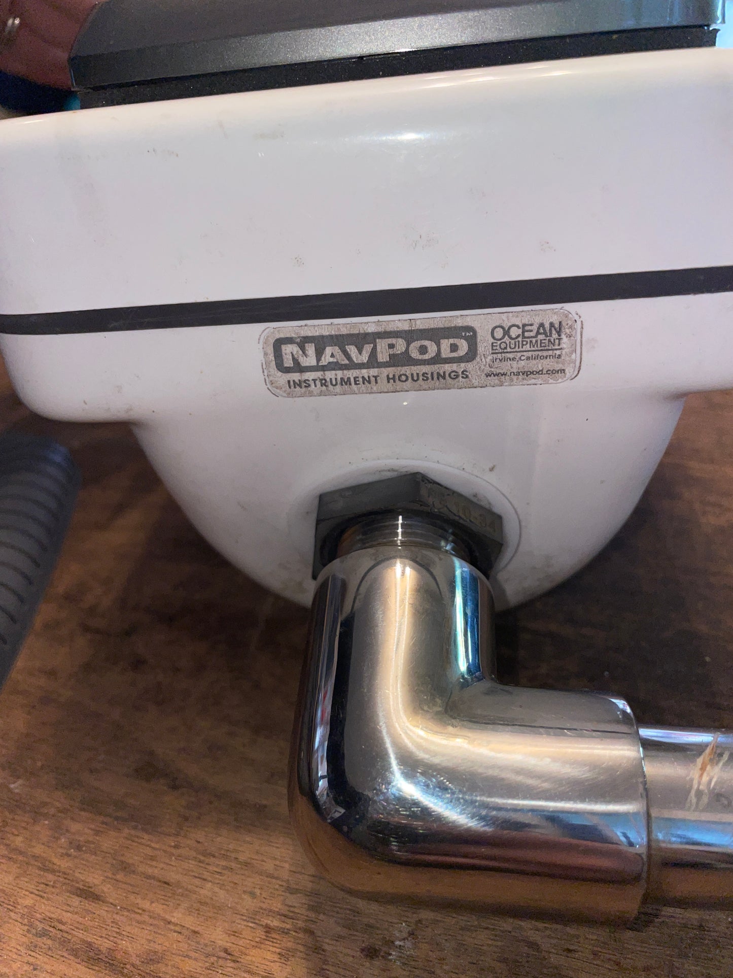 Raymarine Instrument With Windvane, Smart-pilot X5, Navpod, And Pedestal Guard Mounting Bracket