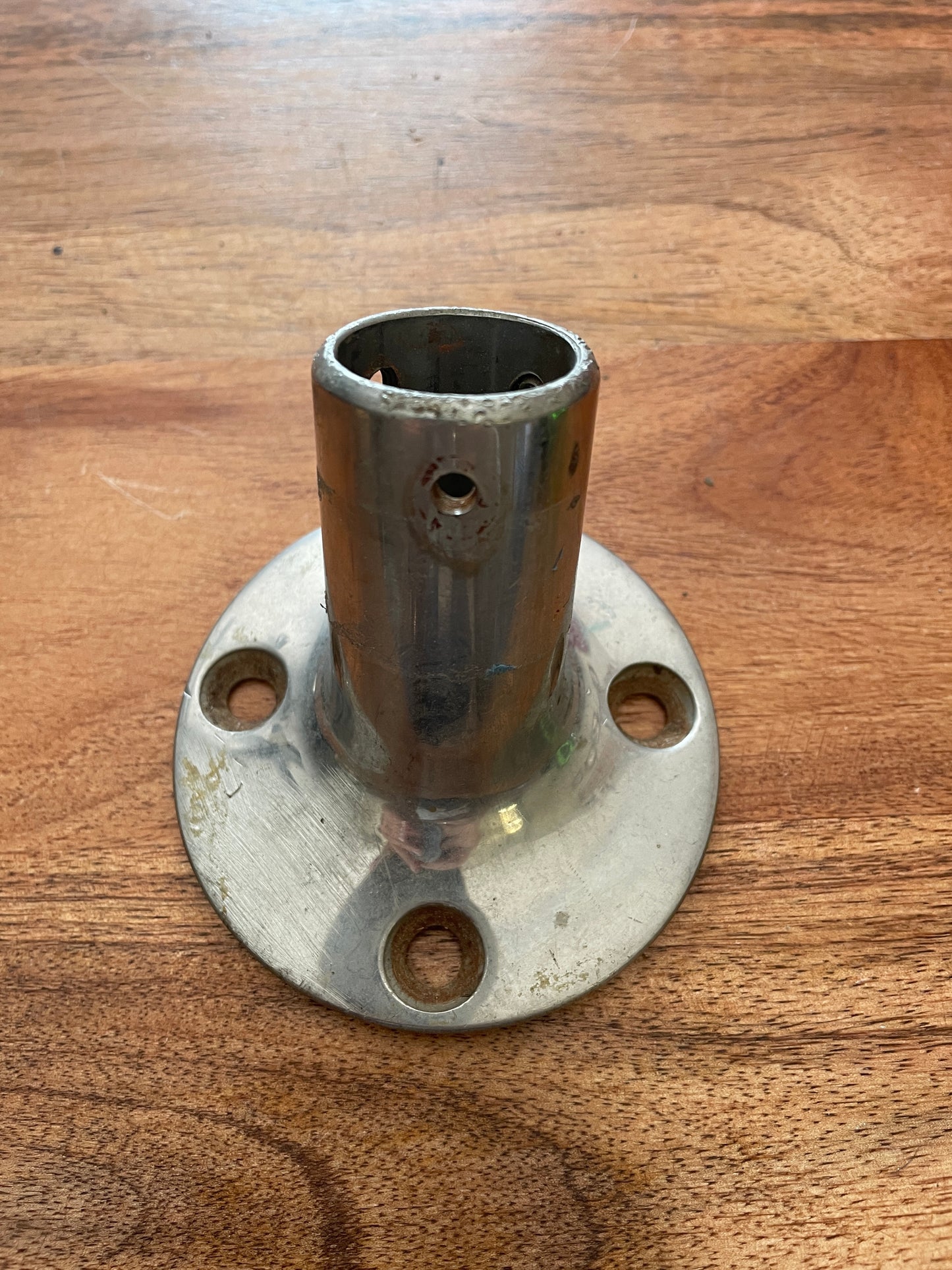 SS 1” Flag Pole Holder