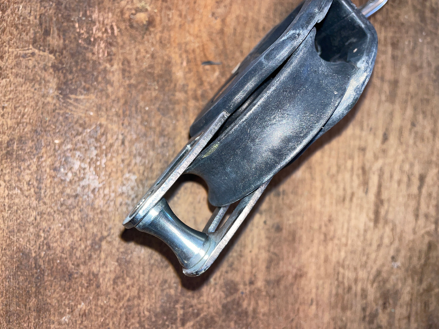 Selden Large Single Swivel Block W/Becket-3 1/4” Sheave- 5/8” Line