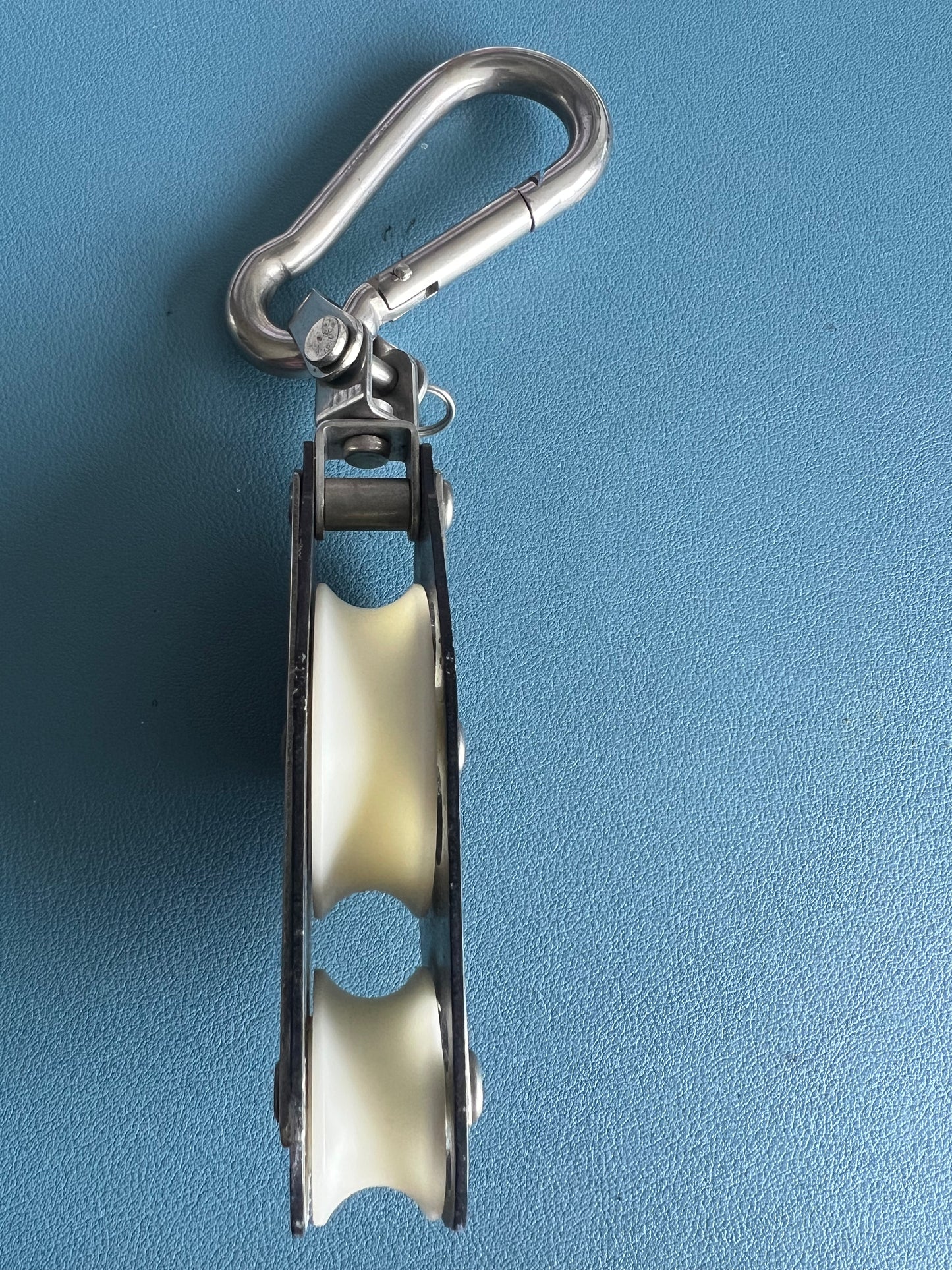 Schaefer Marine Fiddle Block Universal Swivel Snap Shackle