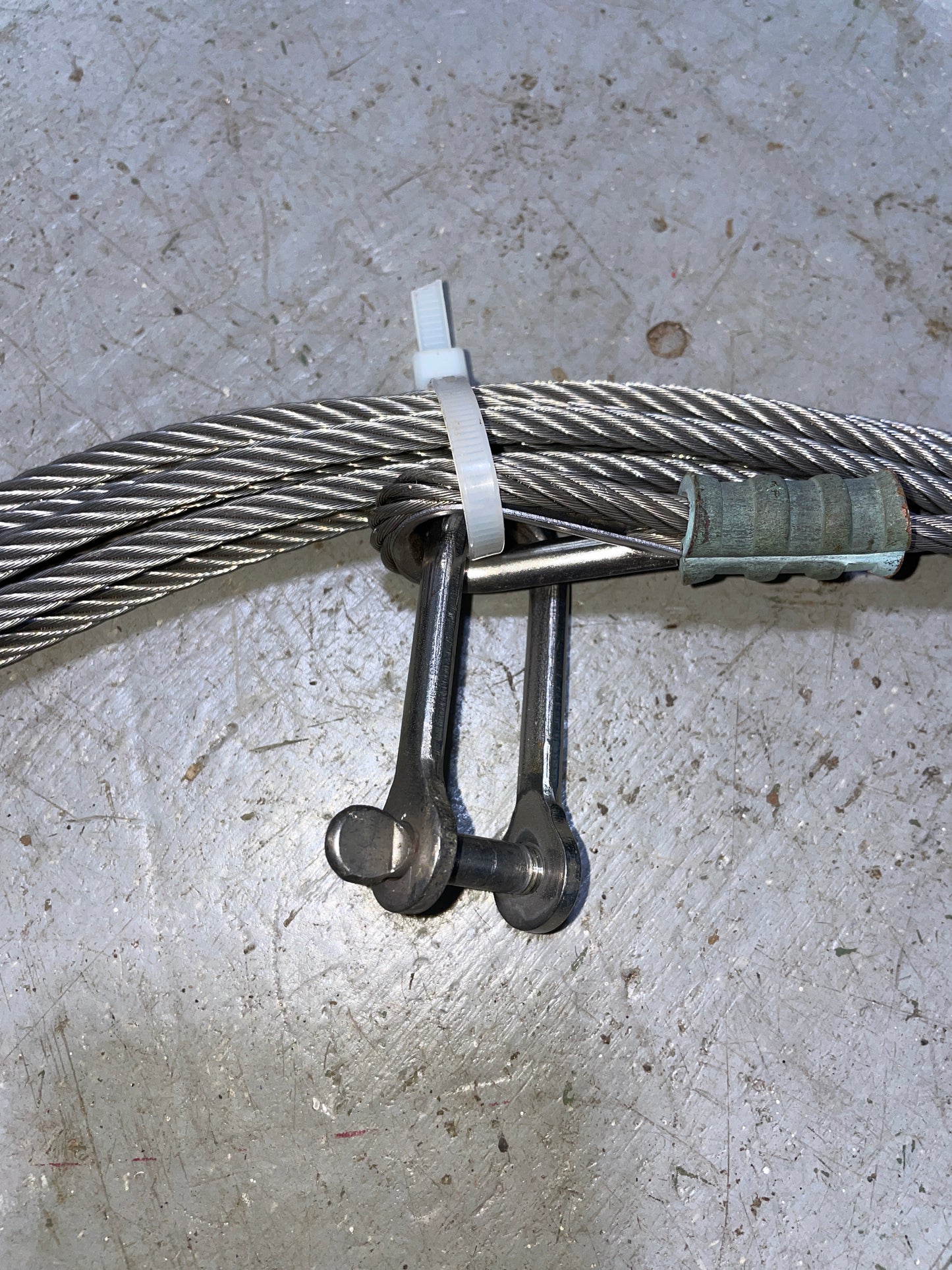 Columbia 8.7 Topping Lift Rigging - 37' Length