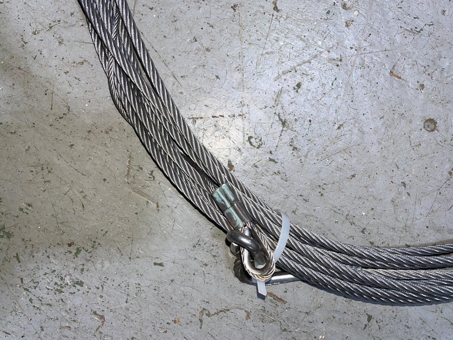 Columbia 8.7 Topping Lift Rigging - 37' Length