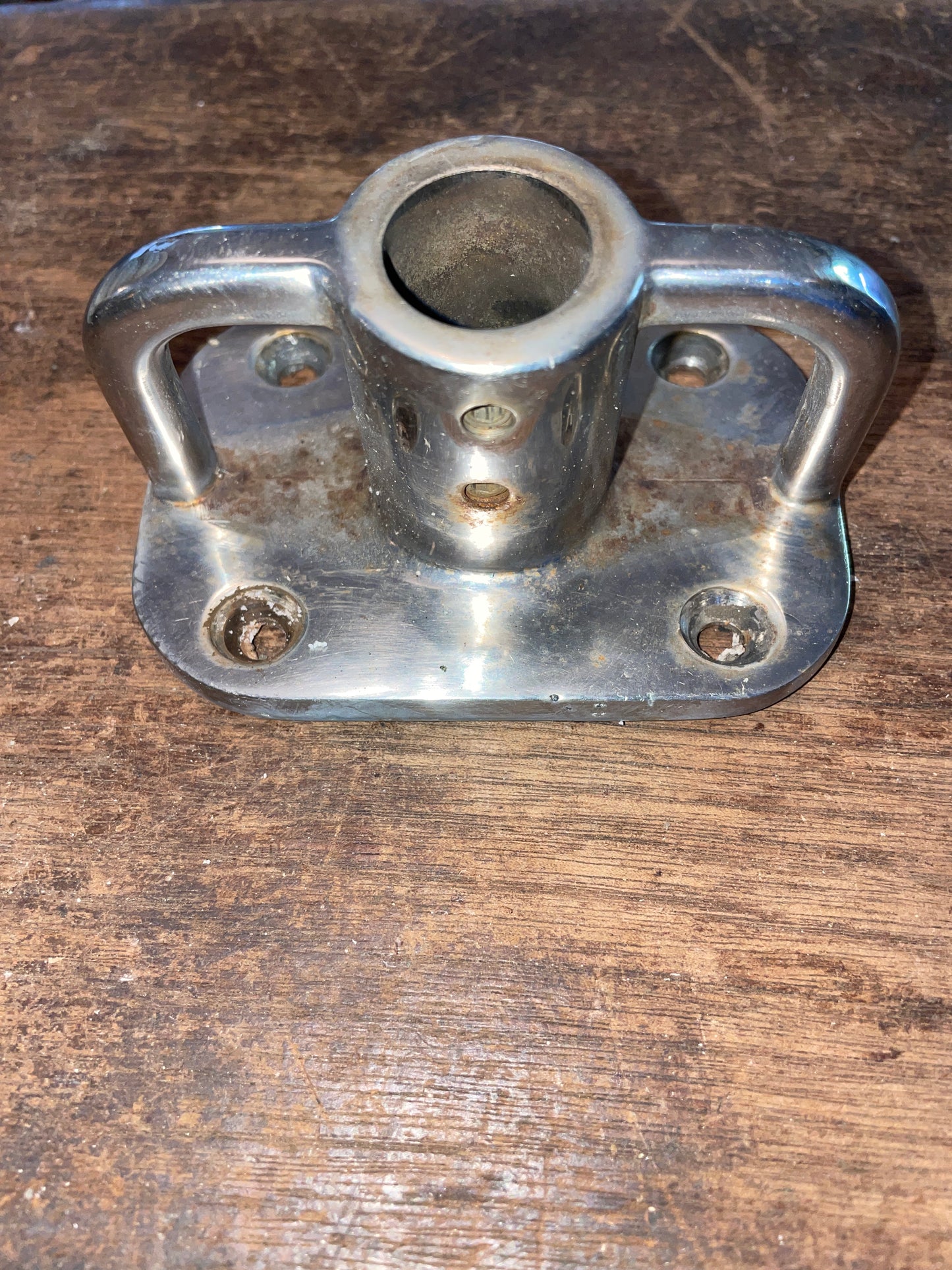 7/8” Tubing Angled Stanchion Base