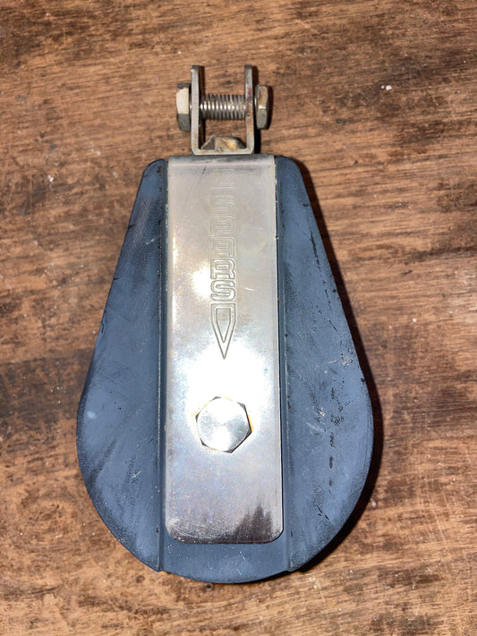 Large Spars Swivel Single Block- 3 1/8” Sheave & 5/8” Line