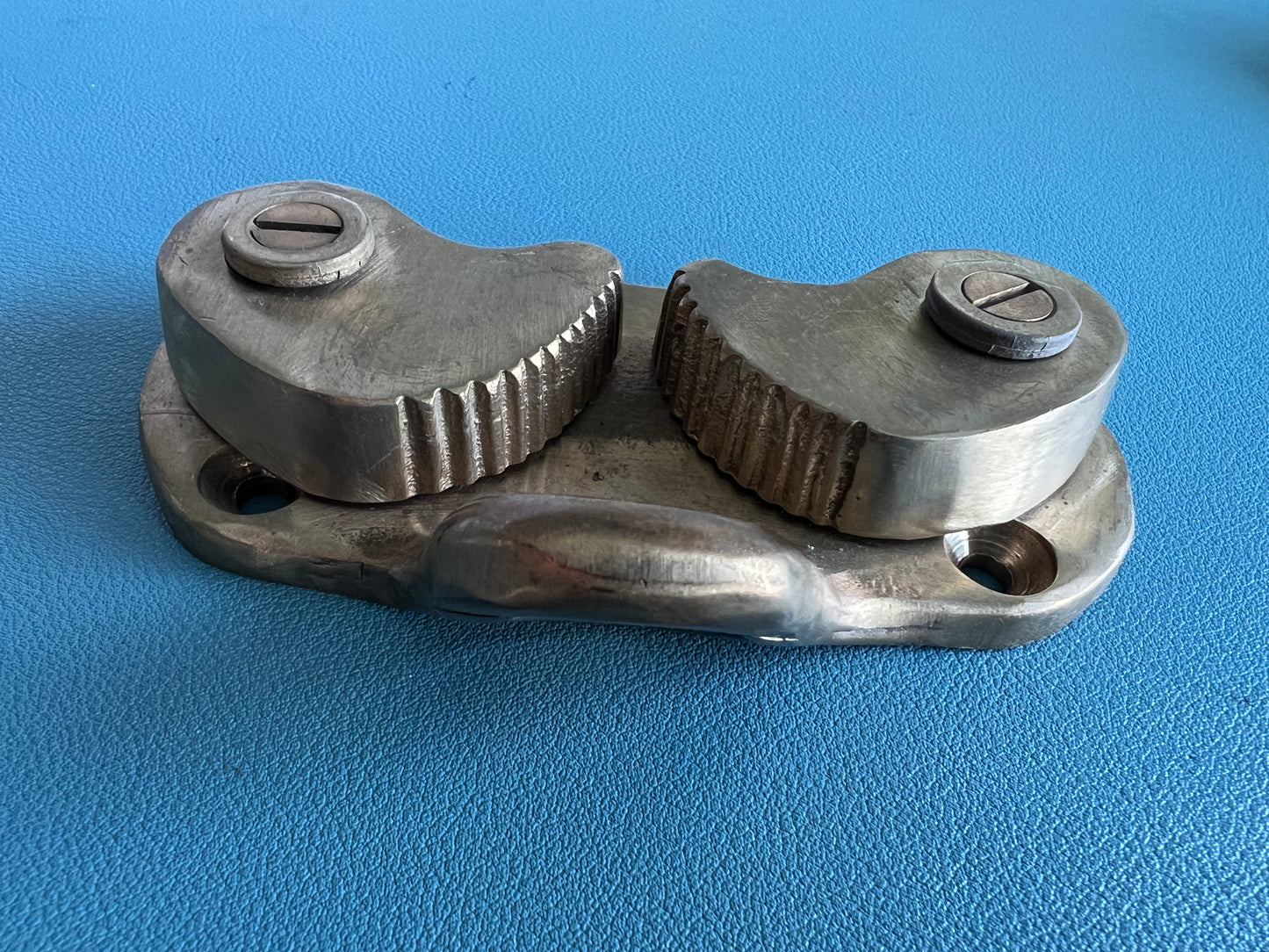 Bronze 1/2" Cam Cleat Code HM0008