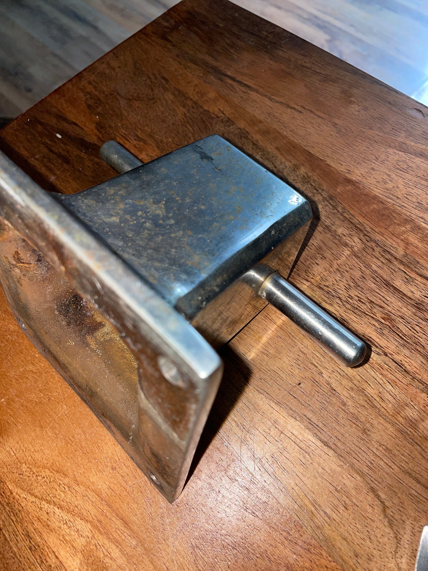 Heavy Duty Bollard Cleat - 6 1/2”