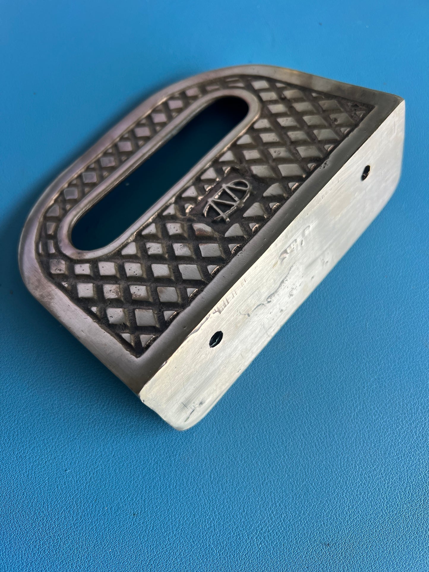 Bronze Wilcox Crittenden Single Step