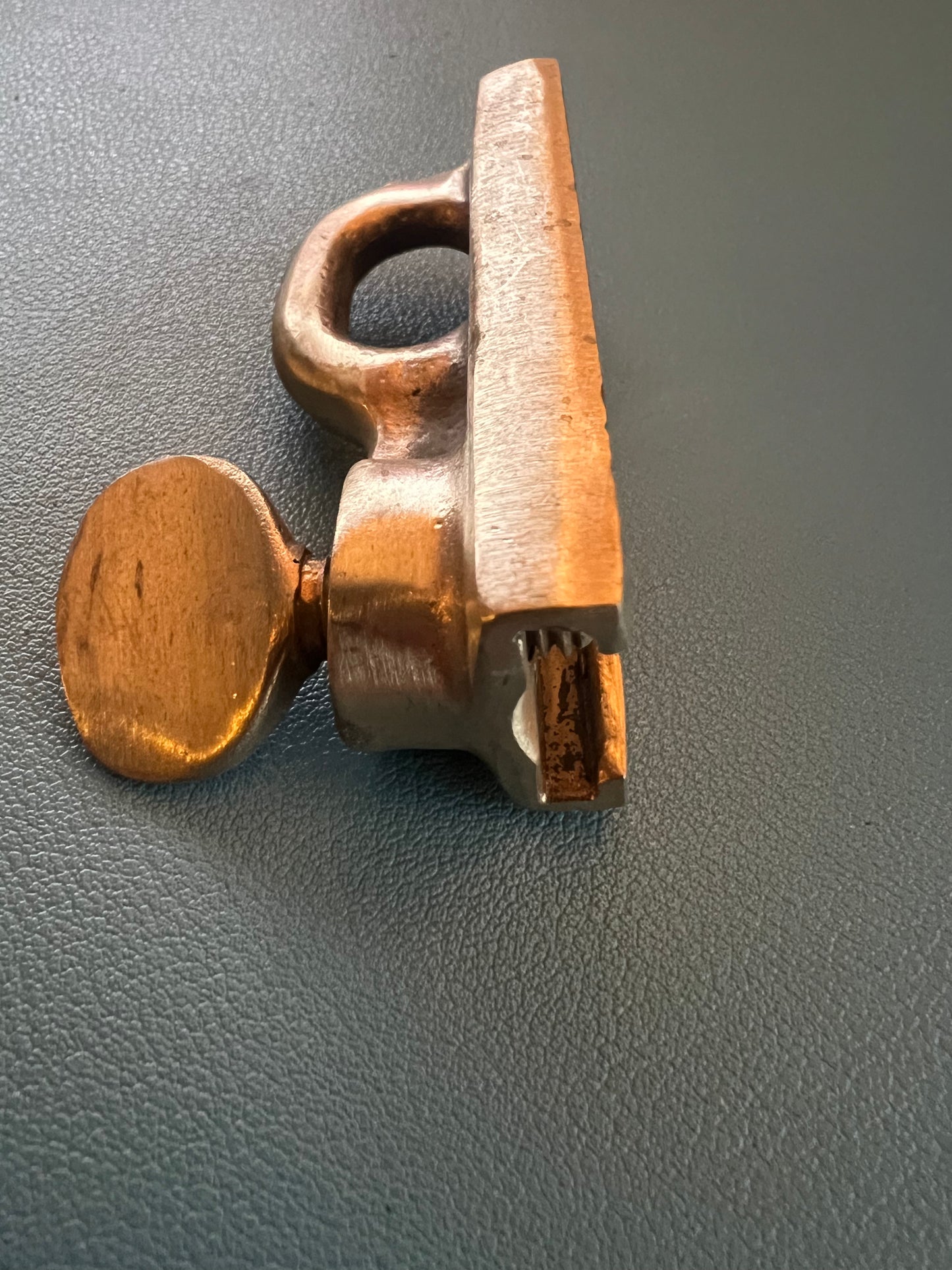 Bronze Sail Track Carr 2 3/8" long Code BB1796