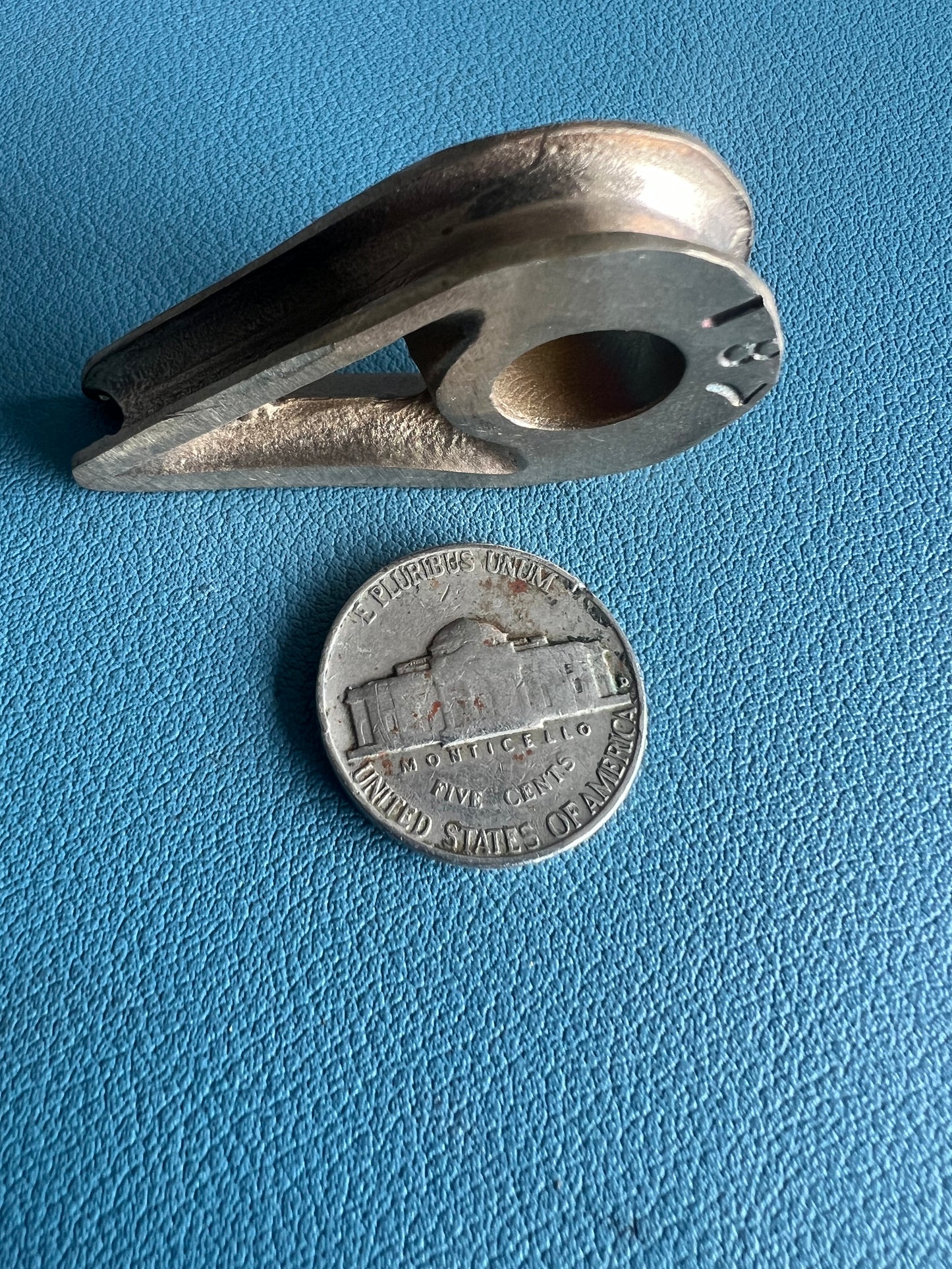 Bronze Semi Solid Body Rigging Thimble 1/4" Code BB1097