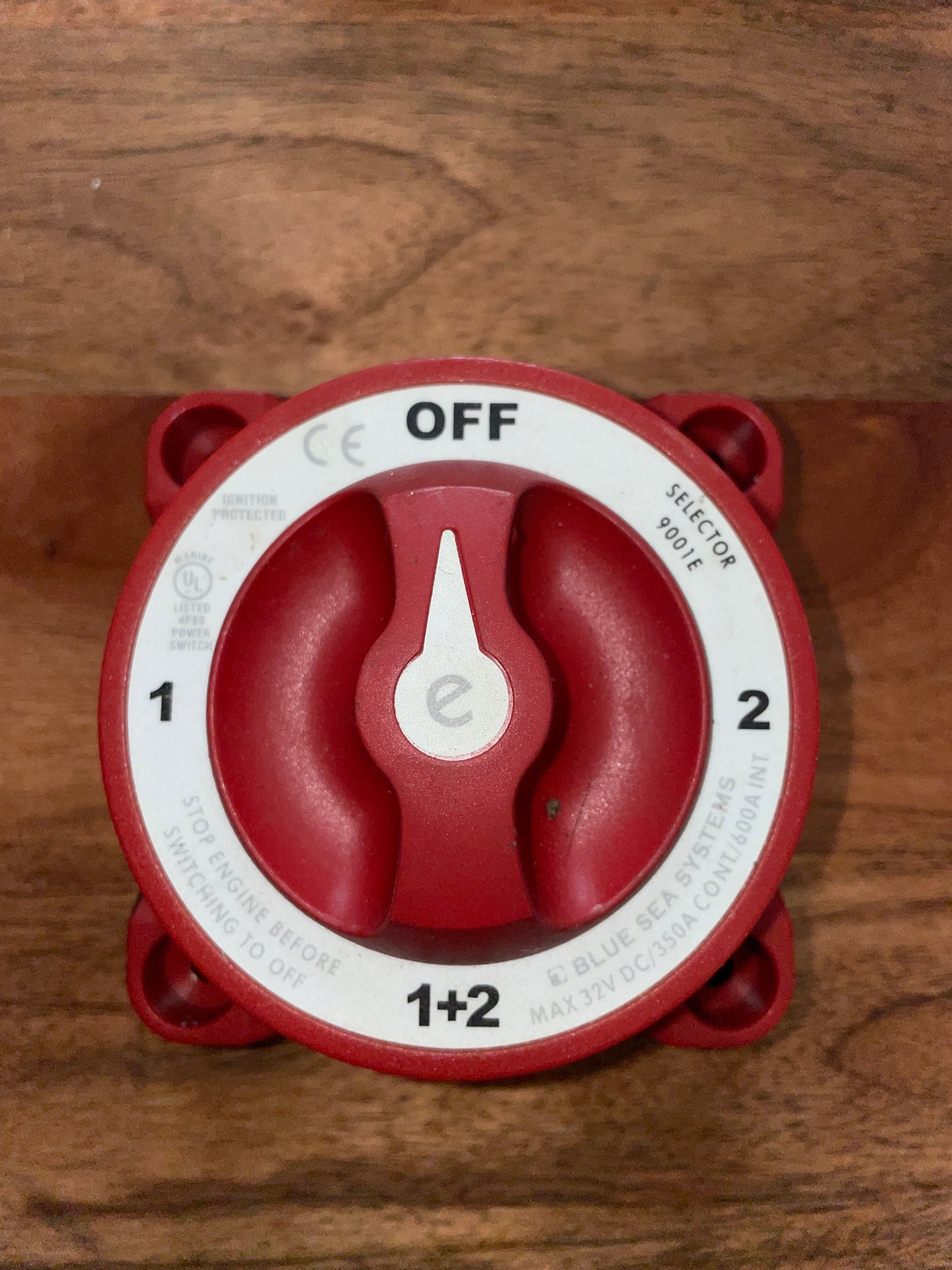 Blue Sea Systems E50 Series Battery Switch