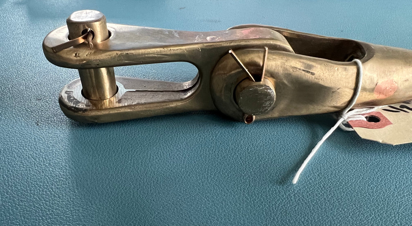 Bronze Standard 5/8" Jaw & Jaw Turnbuckle Code BB1399 with 1/2" Turnbuckle Toggle Code BB1199