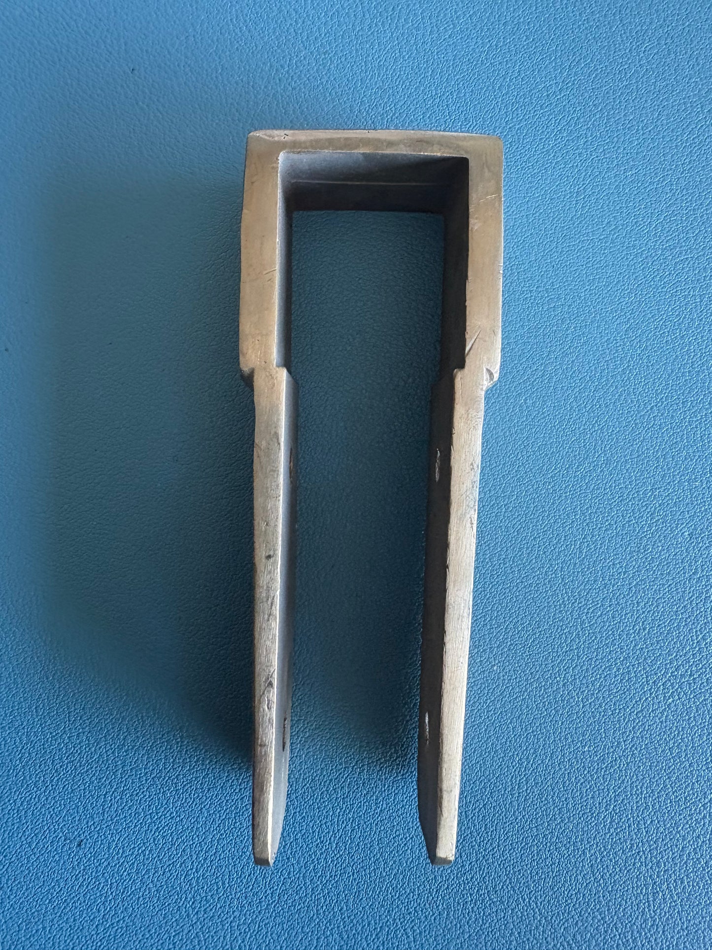 Bronze Tiller Strap Code BB7896