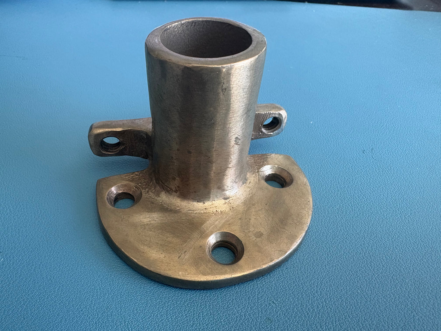 Bronze Half Round Stanchion Base Code BB1104