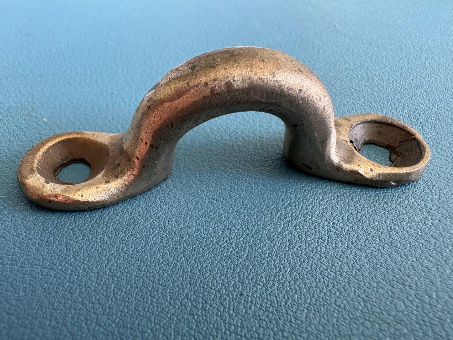 Bronze Deck Bow 2 1/2" Code HM5659