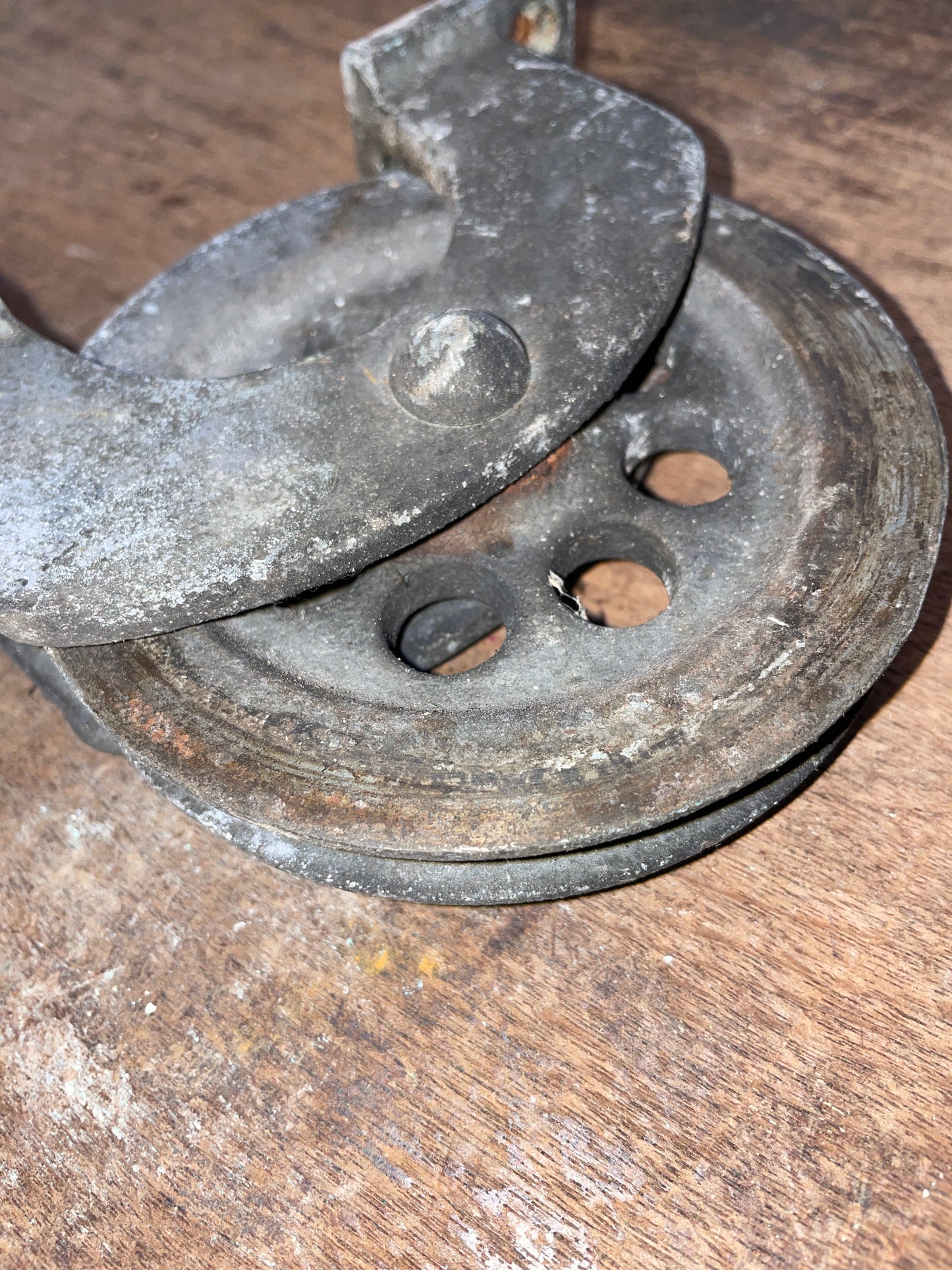 4 1/2” Single Idler Steering Pedestal Pulley