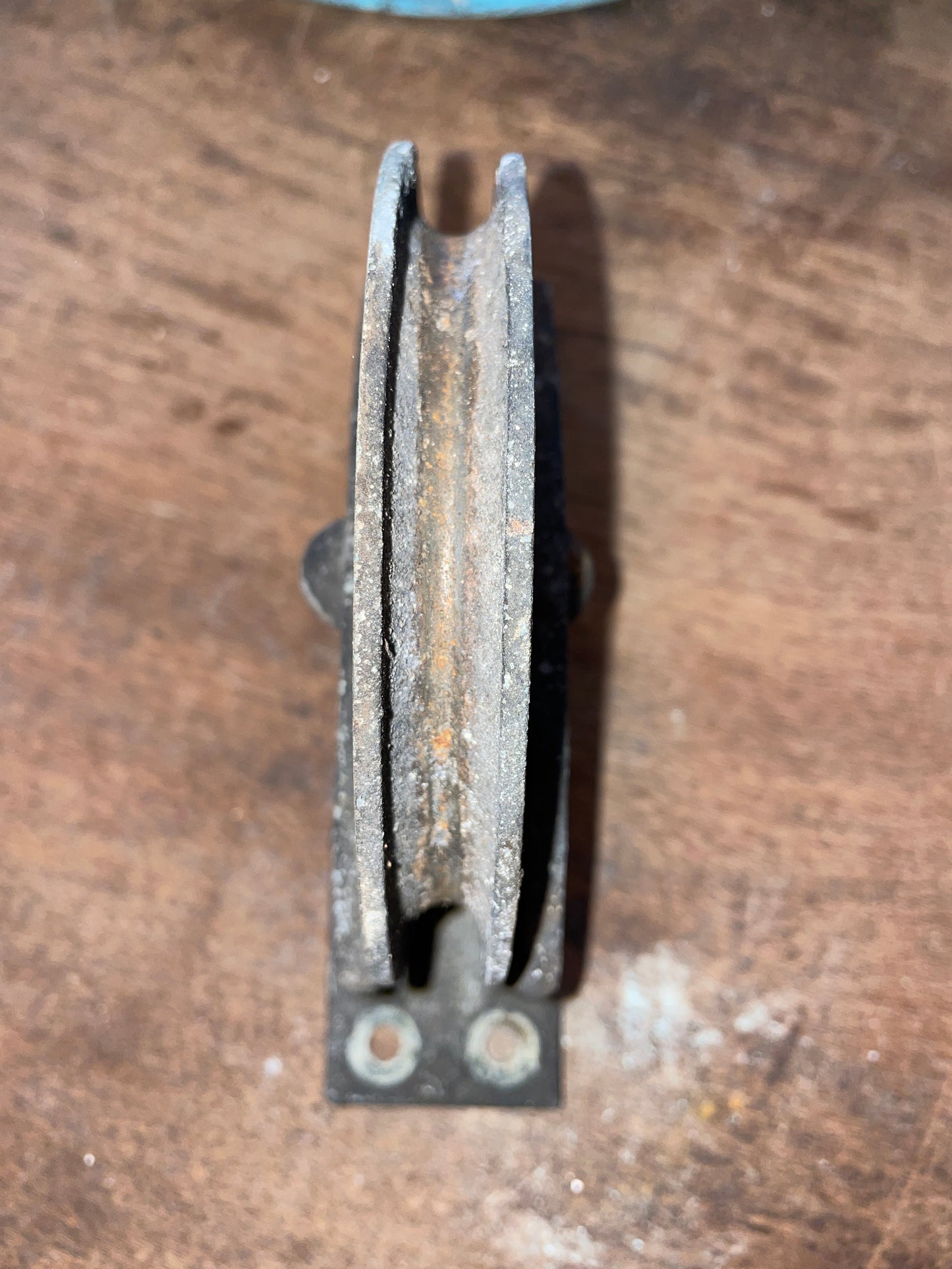 4 1/2” Single Idler Steering Pedestal Pulley